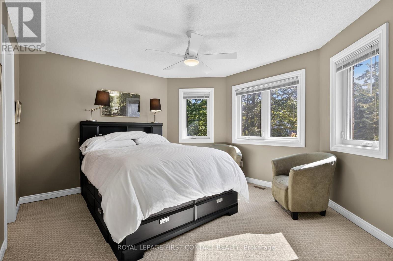 












26 EDGECOMBE TERRACE

,
Springwater,




Ontario
L9X0S2

