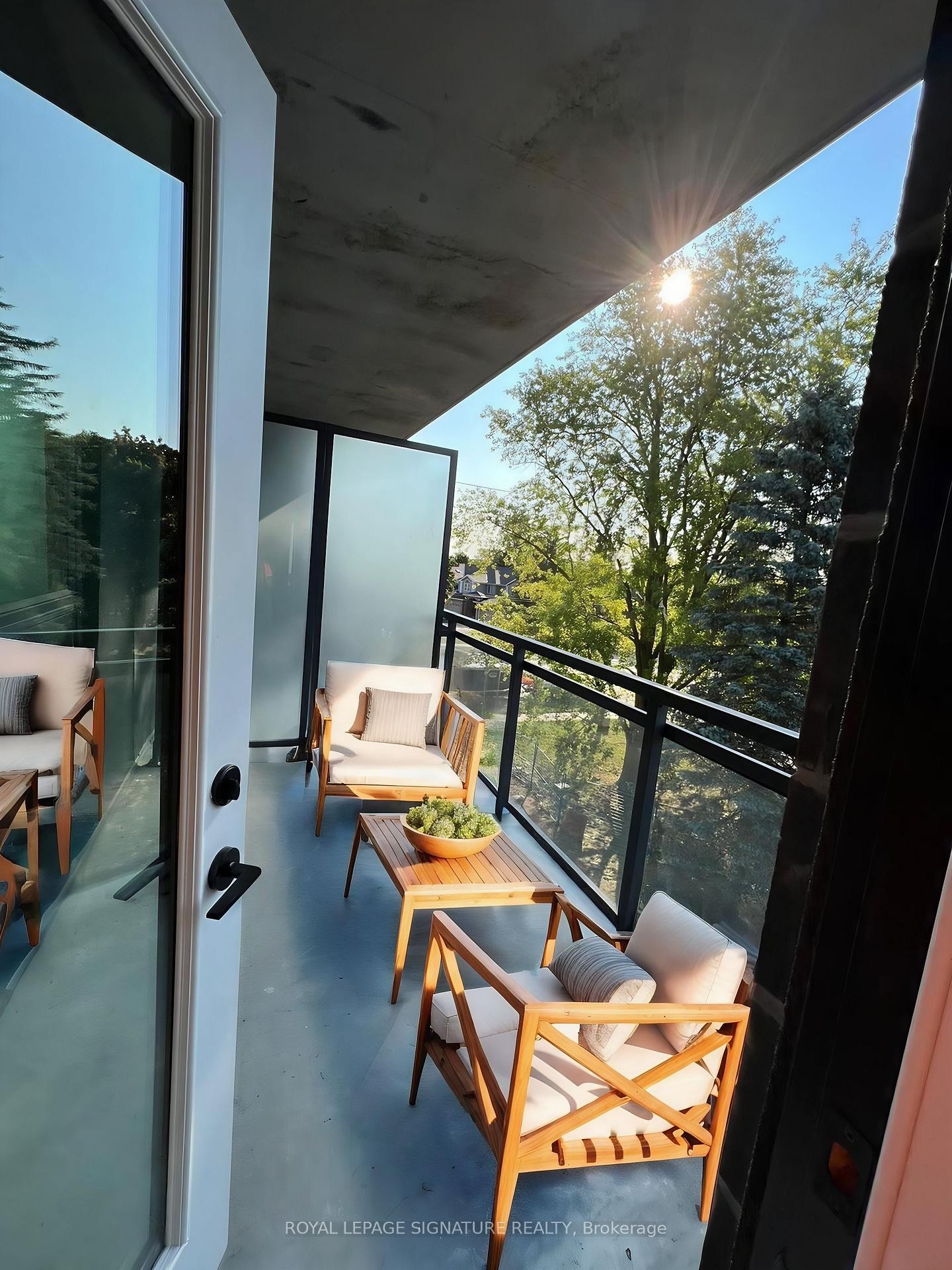 









26


Lowes

Road West, 301,
Guelph,




ON
N1G 4X2

