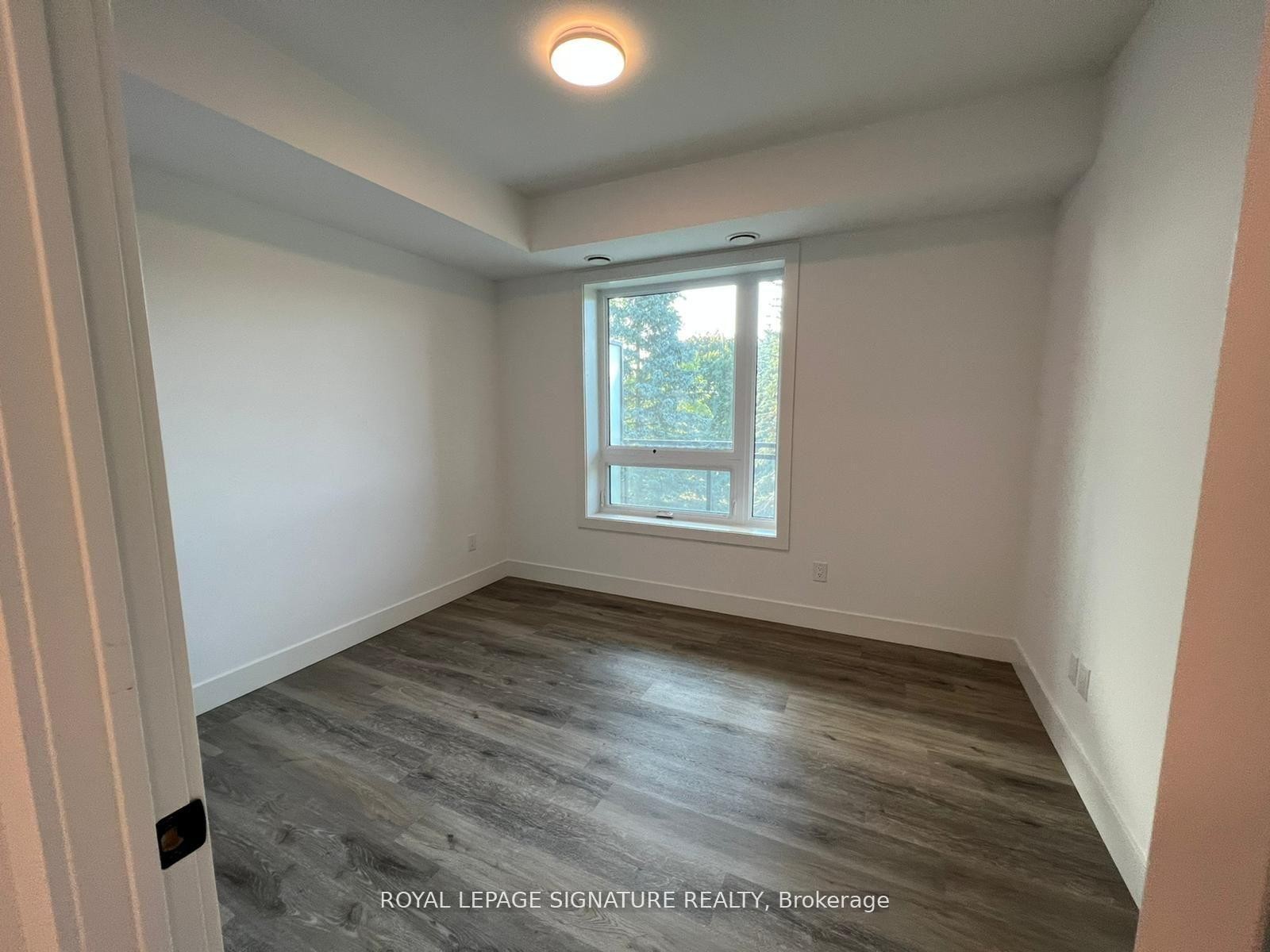 









26


Lowes

Road West, 301,
Guelph,




ON
N1G 4X2

