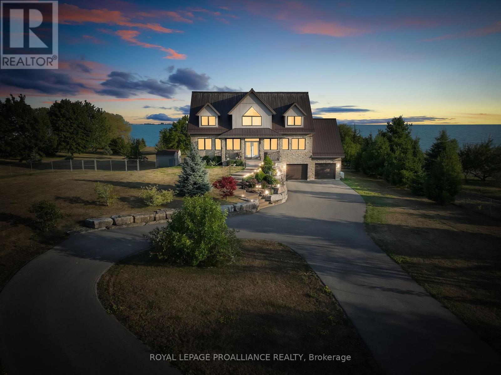 












263 LAKESHORE ROAD

,
Brighton,




Ontario
K0K1H0

