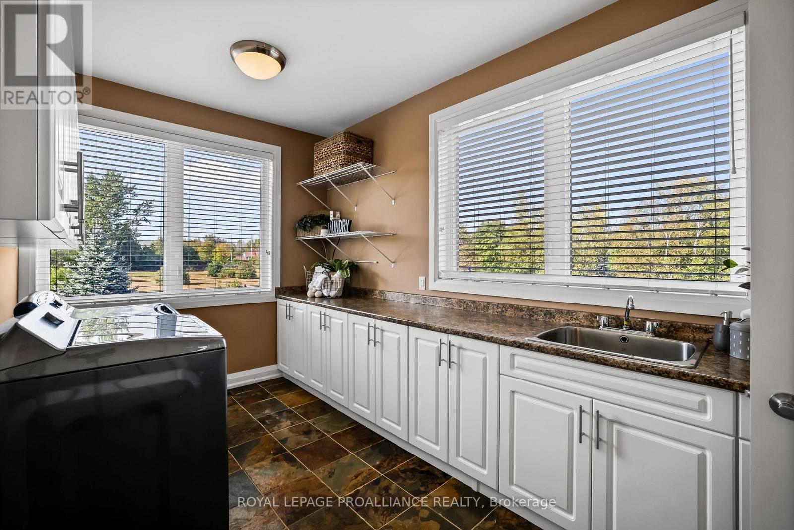 












263 LAKESHORE ROAD

,
Brighton,




Ontario
K0K1H0

