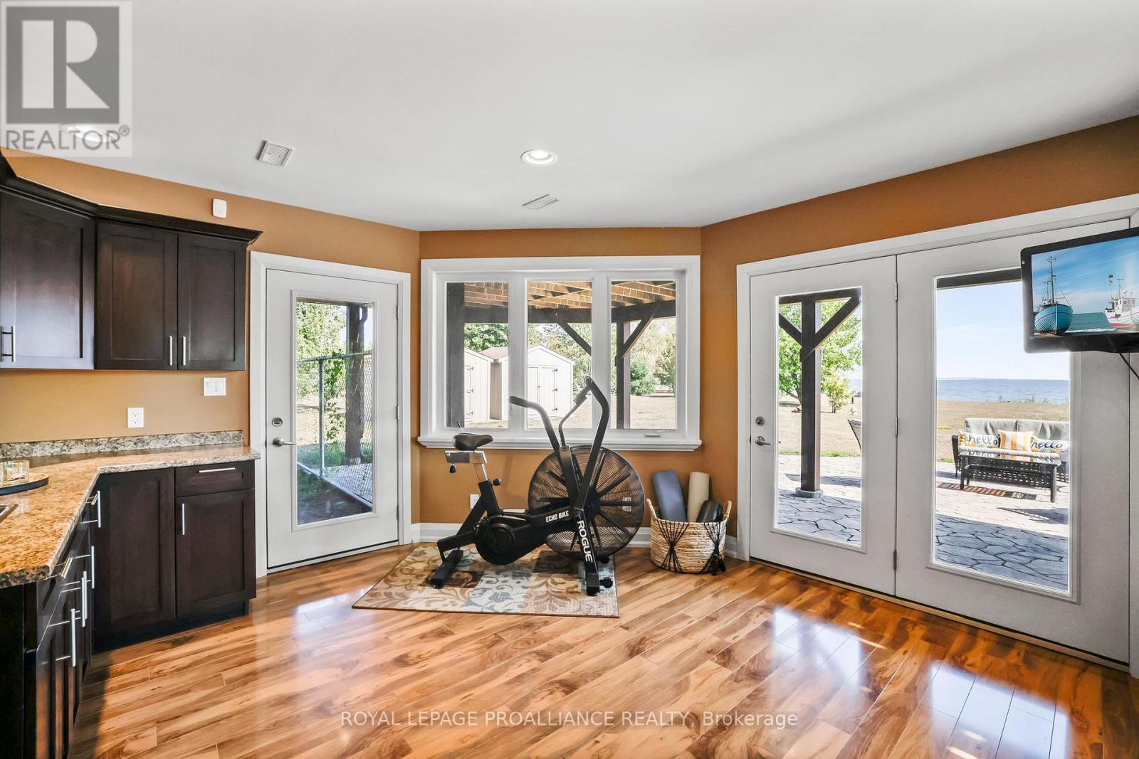 












263 LAKESHORE ROAD

,
Brighton,




Ontario
K0K1H0

