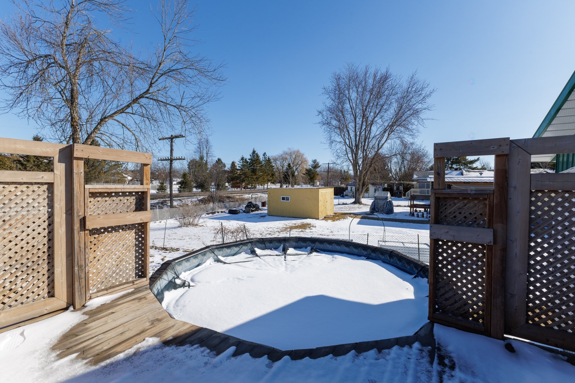 









41


Rue André

,
Saint-Clet,




QC
J0P1S0

