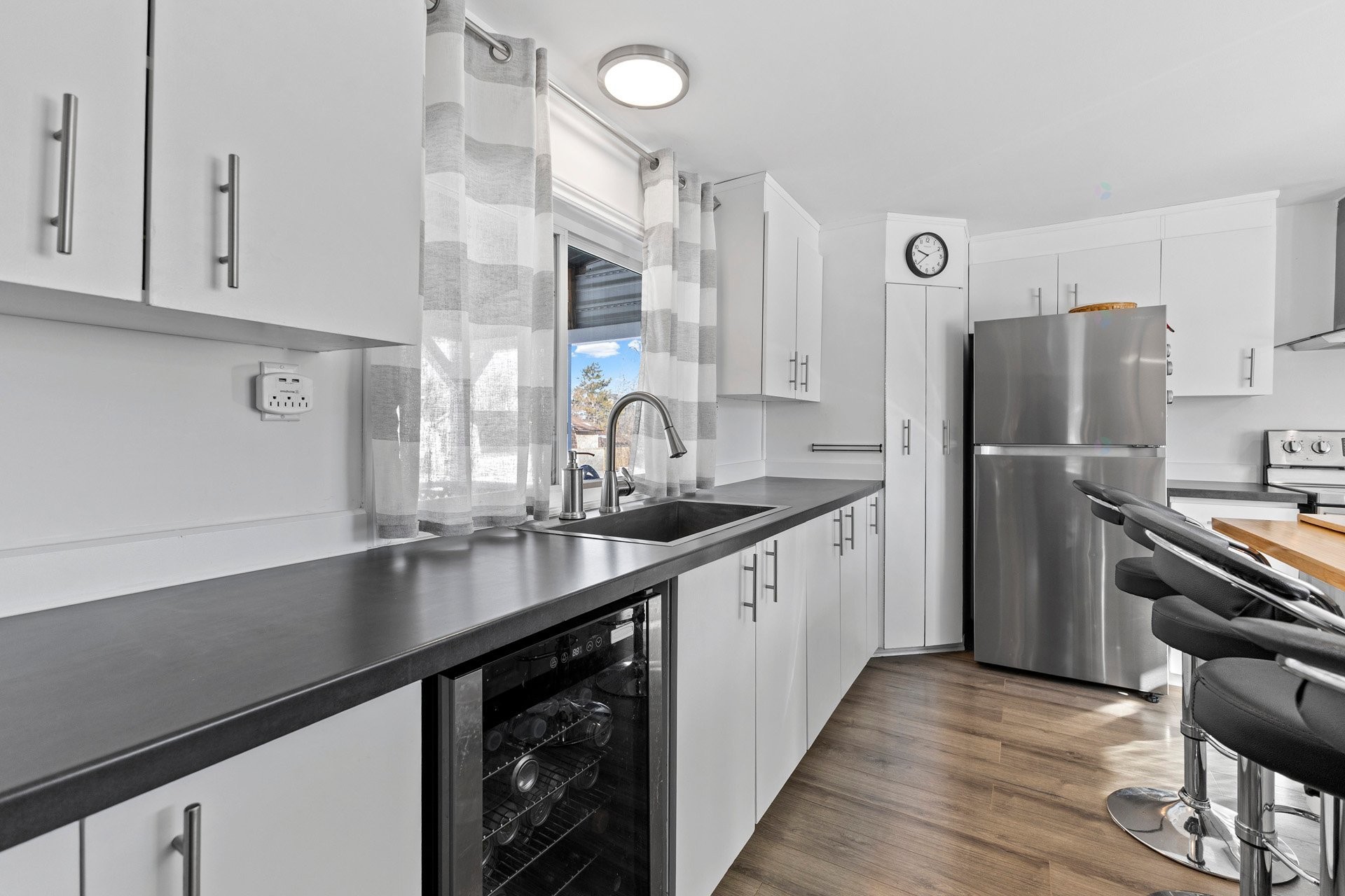 









41


Rue André

,
Saint-Clet,




QC
J0P1S0

