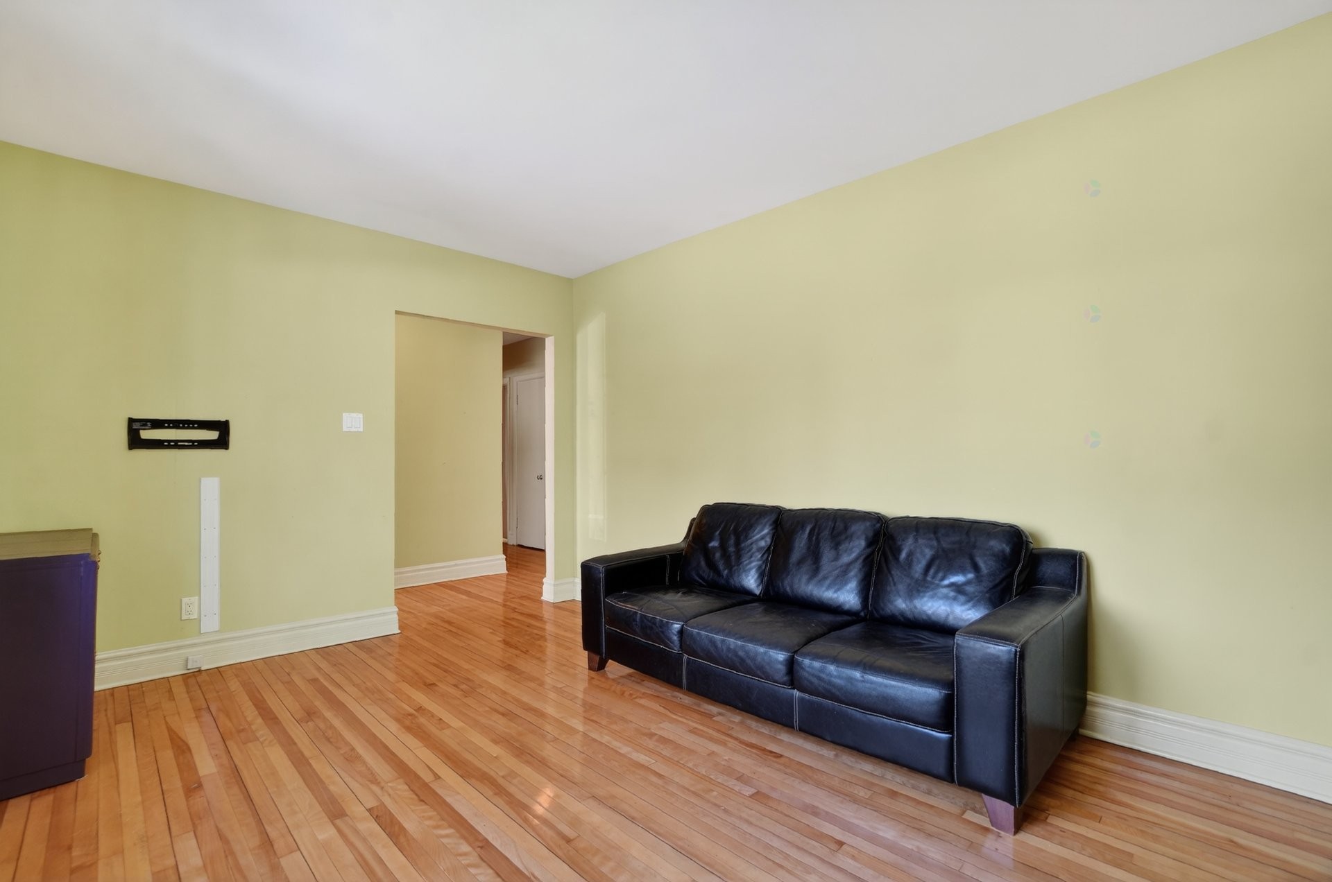 









71


Av. Edison

,
Saint-Lambert,




QC
J4R2P3

