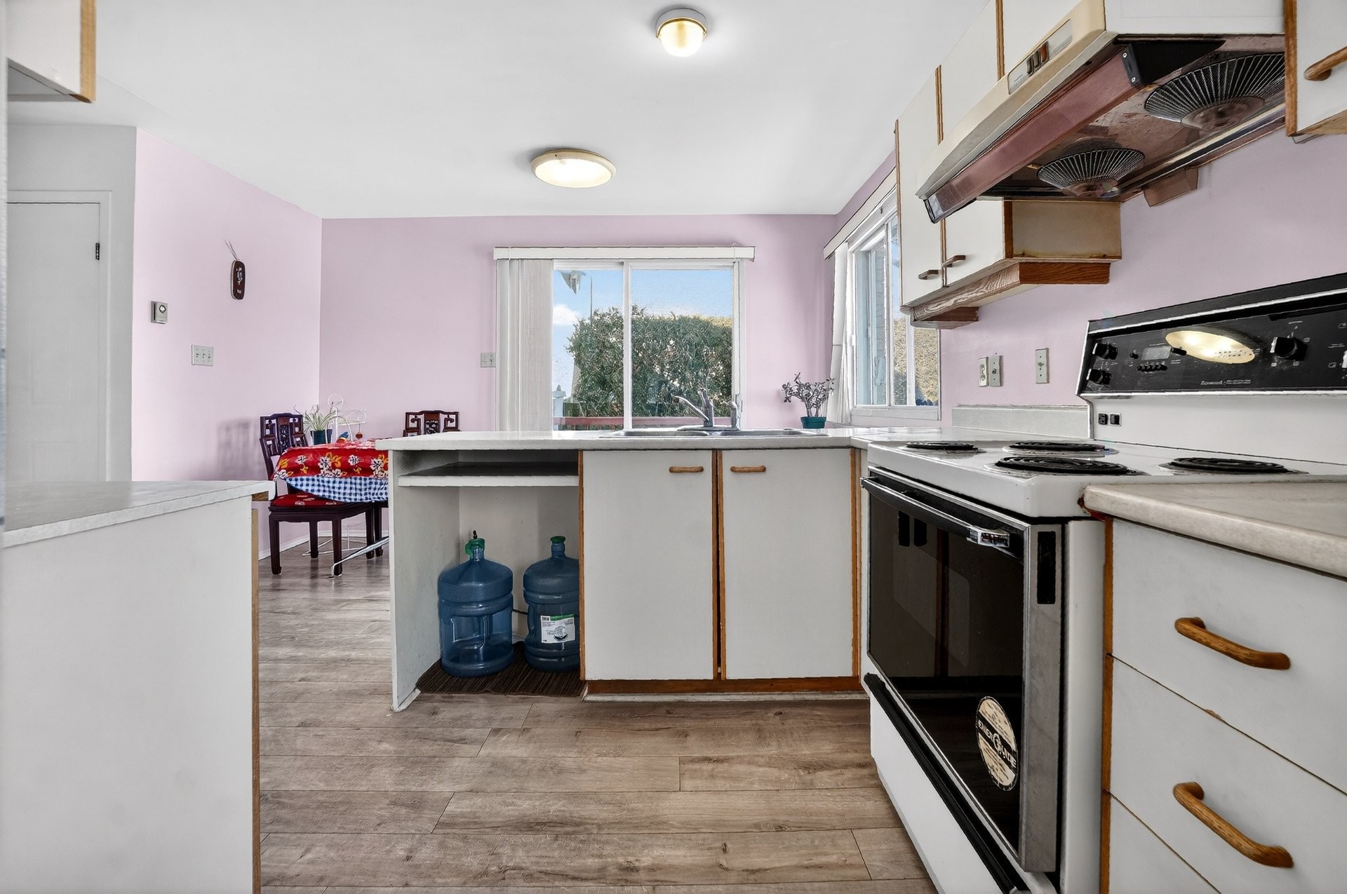 









1015


Crois. Savard

,
Brossard,




QC
J4X1X9

