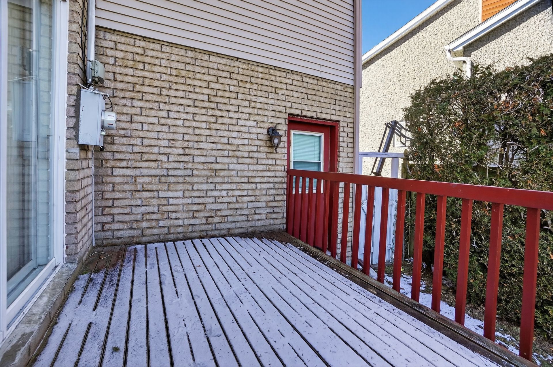 









1015


Crois. Savard

,
Brossard,




QC
J4X1X9

