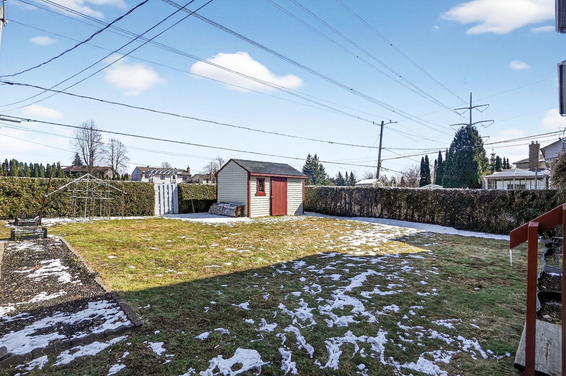 









1015


Crois. Savard

,
Brossard,




QC
J4X1X9

