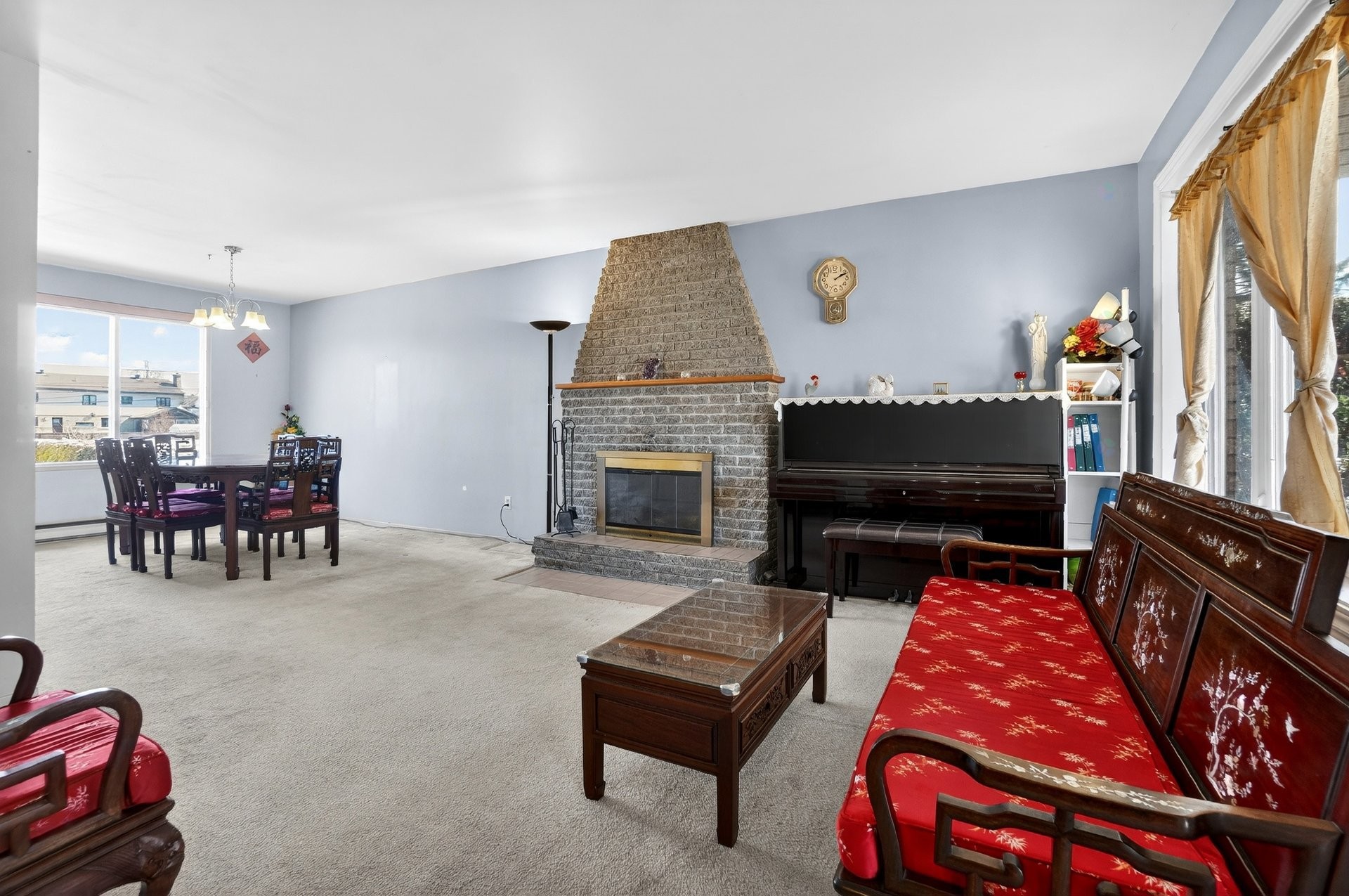 









1015


Crois. Savard

,
Brossard,




QC
J4X1X9

