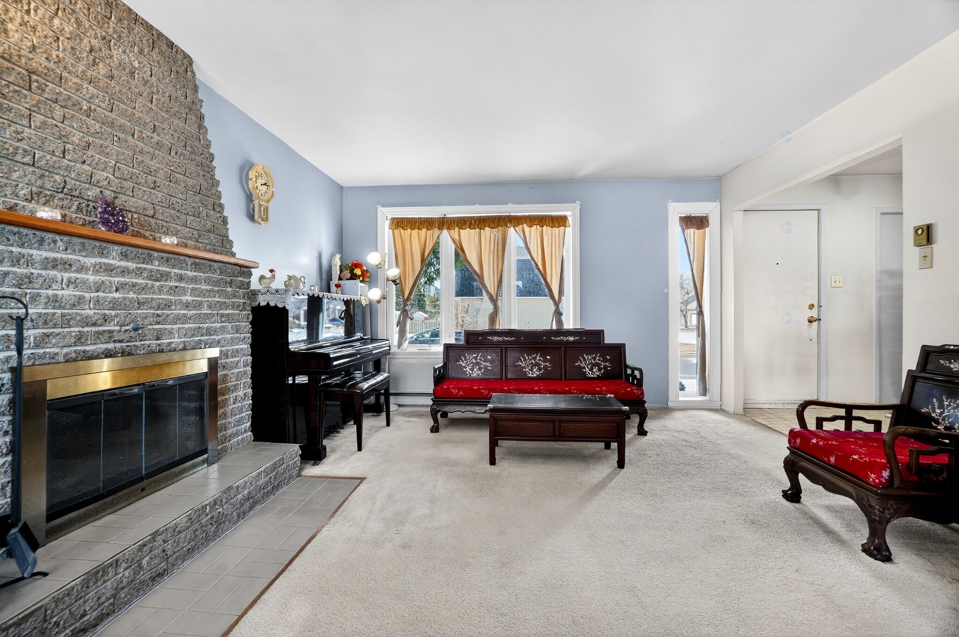 









1015


Crois. Savard

,
Brossard,




QC
J4X1X9

