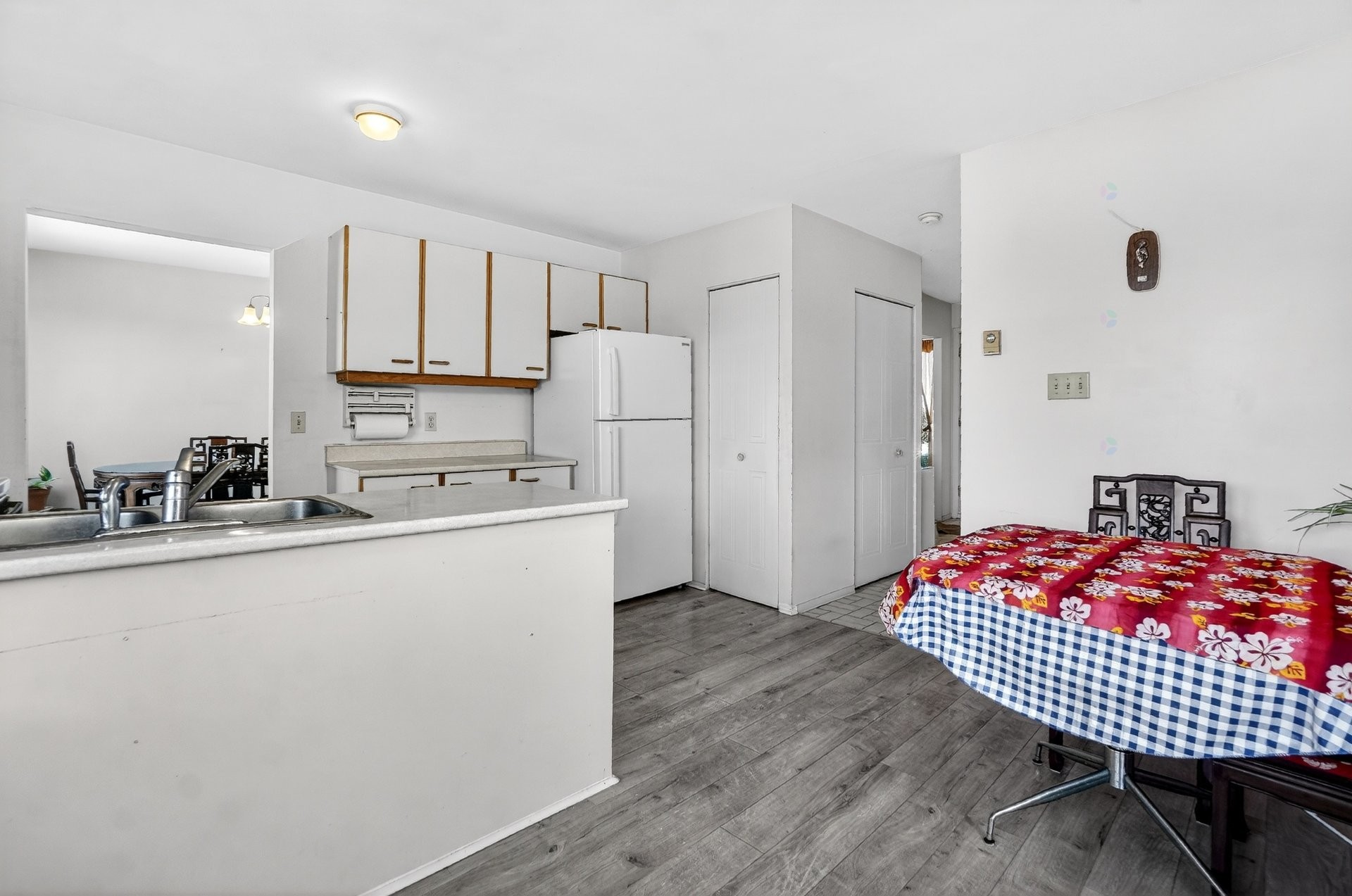 









1015


Crois. Savard

,
Brossard,




QC
J4X1X9

