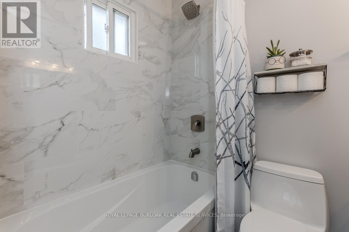 












2360 CAVENDISH DRIVE

,
Burlington,




Ontario
L7P3B4

