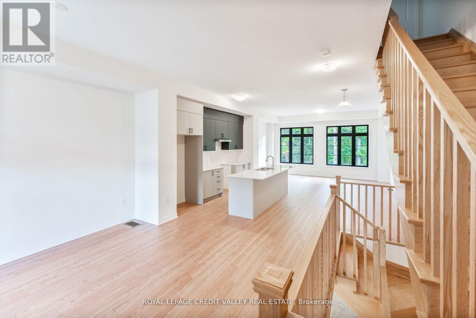 












99 ARCHAMBAULT WAY

,
Vaughan,




Ontario
L4L1A6

