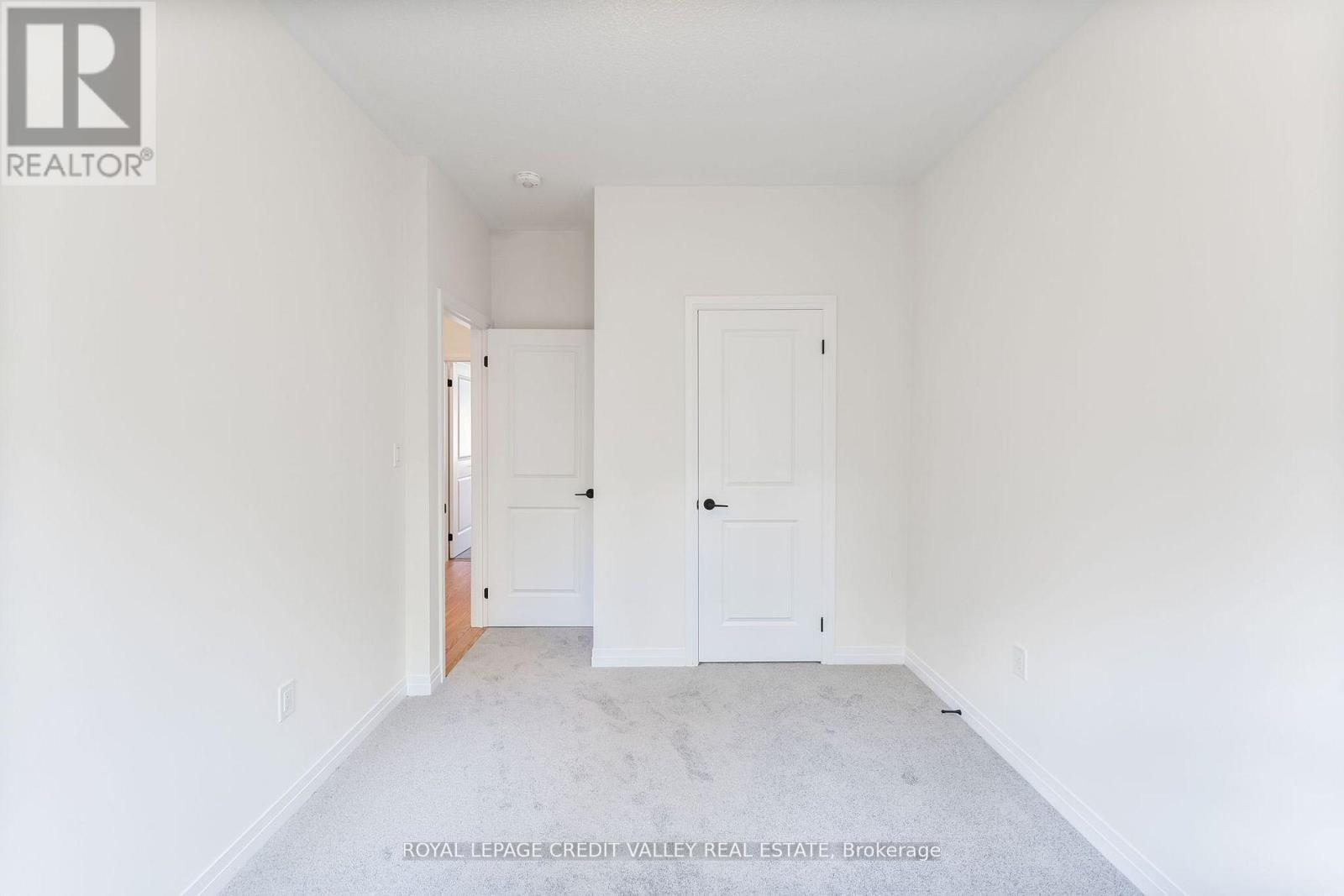 












99 ARCHAMBAULT WAY

,
Vaughan,




Ontario
L4L1A6

