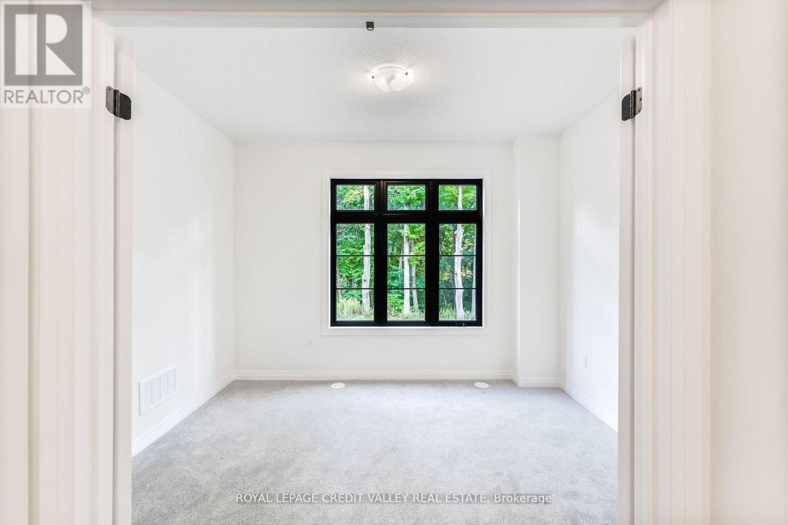 












99 ARCHAMBAULT WAY

,
Vaughan,




Ontario
L4L1A6

