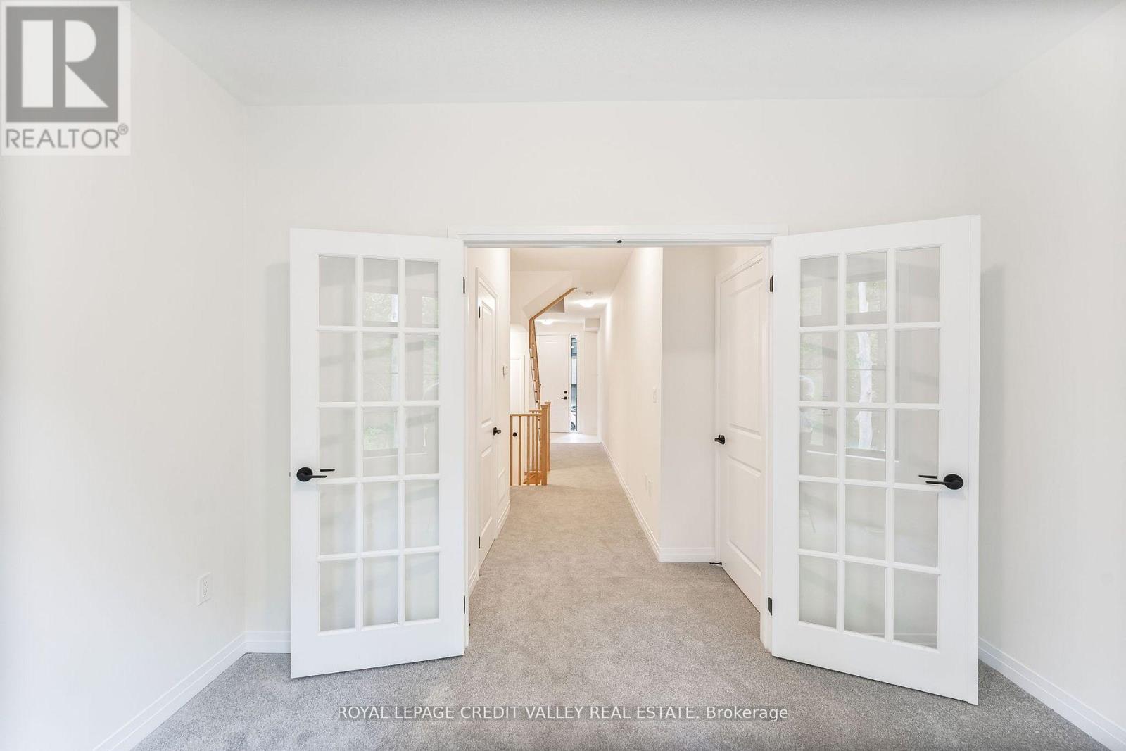 












99 ARCHAMBAULT WAY

,
Vaughan,




Ontario
L4L1A6

