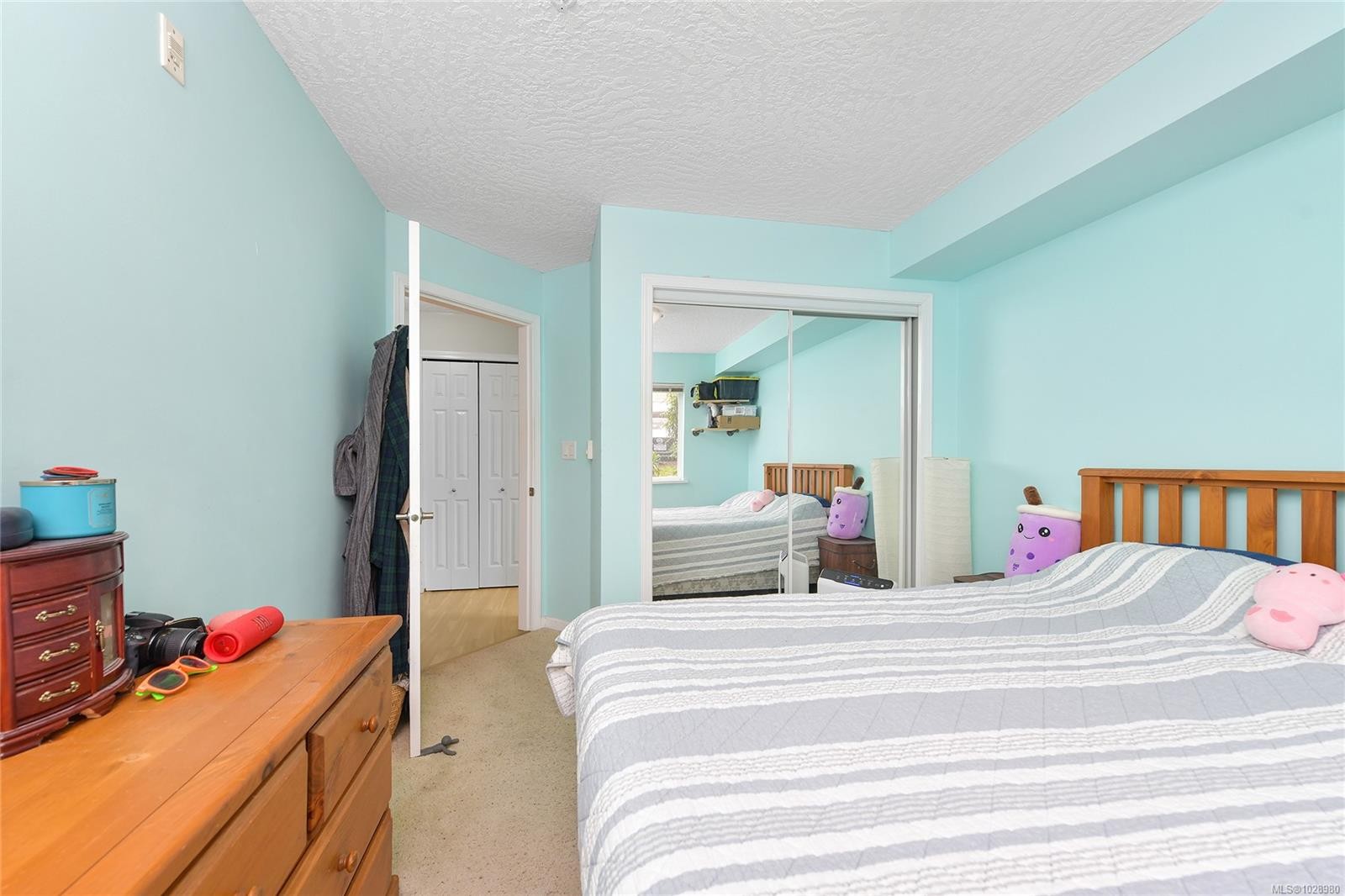 









383


Wale

Rd, 102,
Colwood,




BC
V9B 2P9

