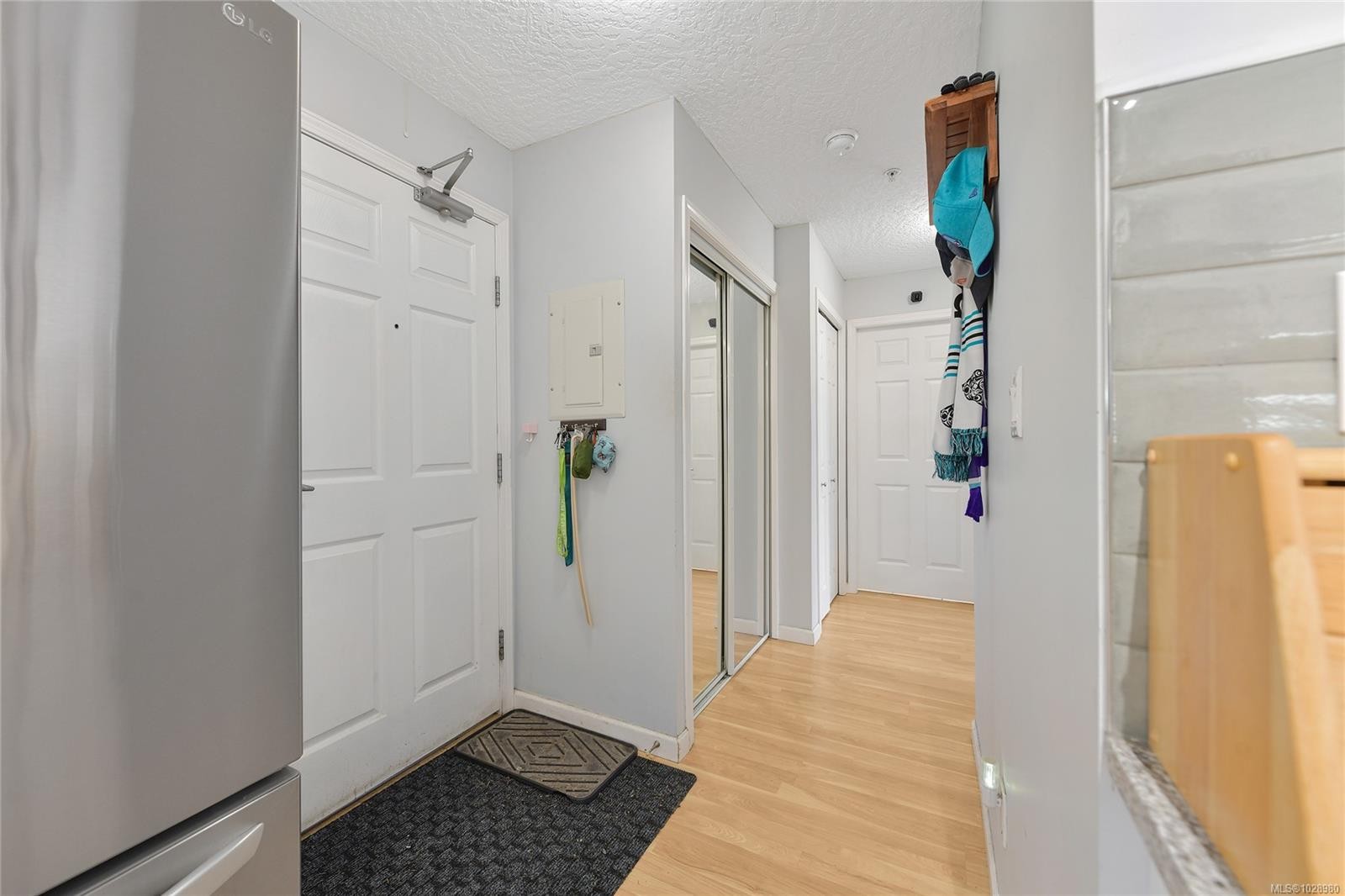 









383


Wale

Rd, 102,
Colwood,




BC
V9B 2P9

