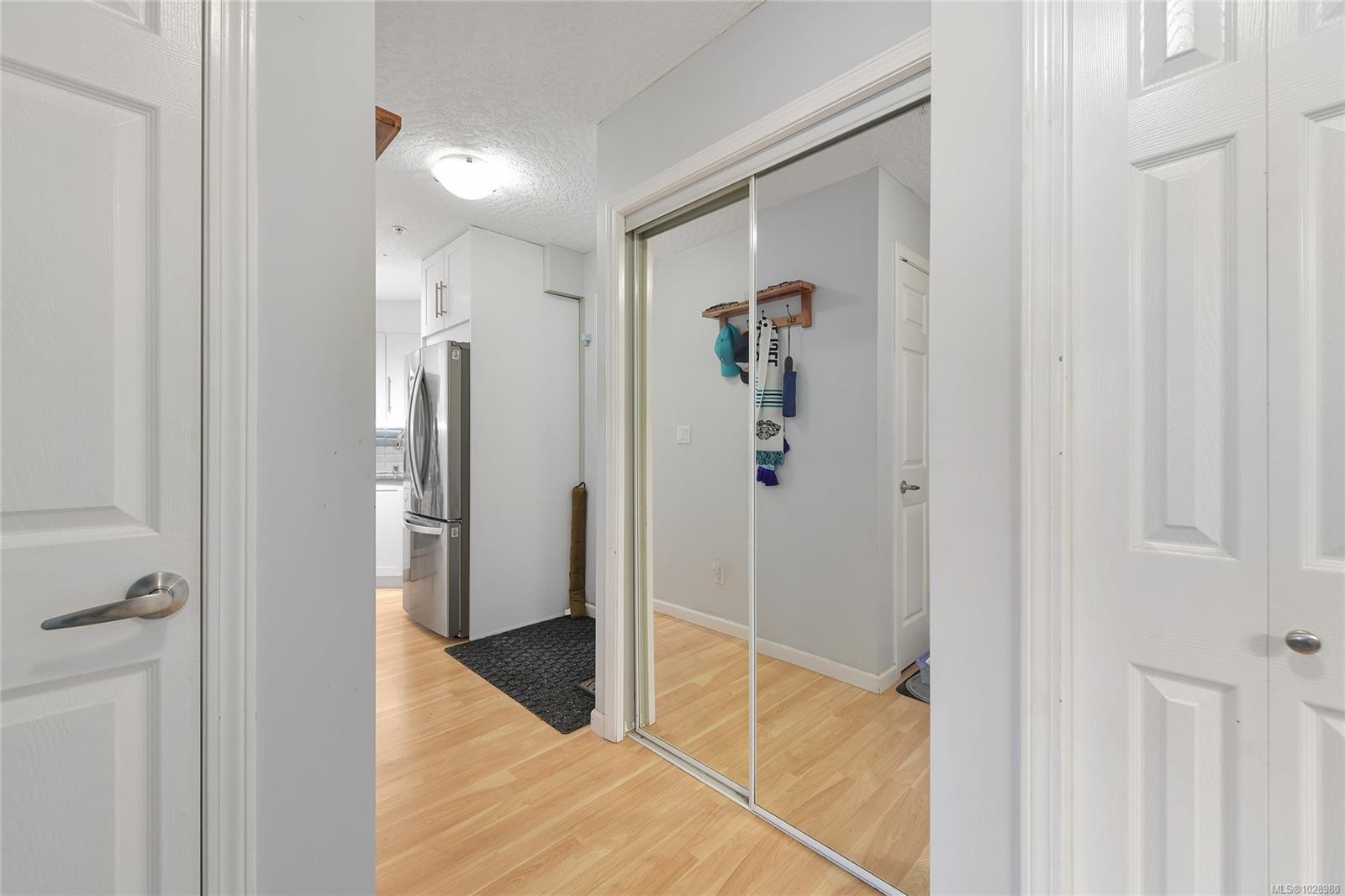 









383


Wale

Rd, 102,
Colwood,




BC
V9B 2P9


