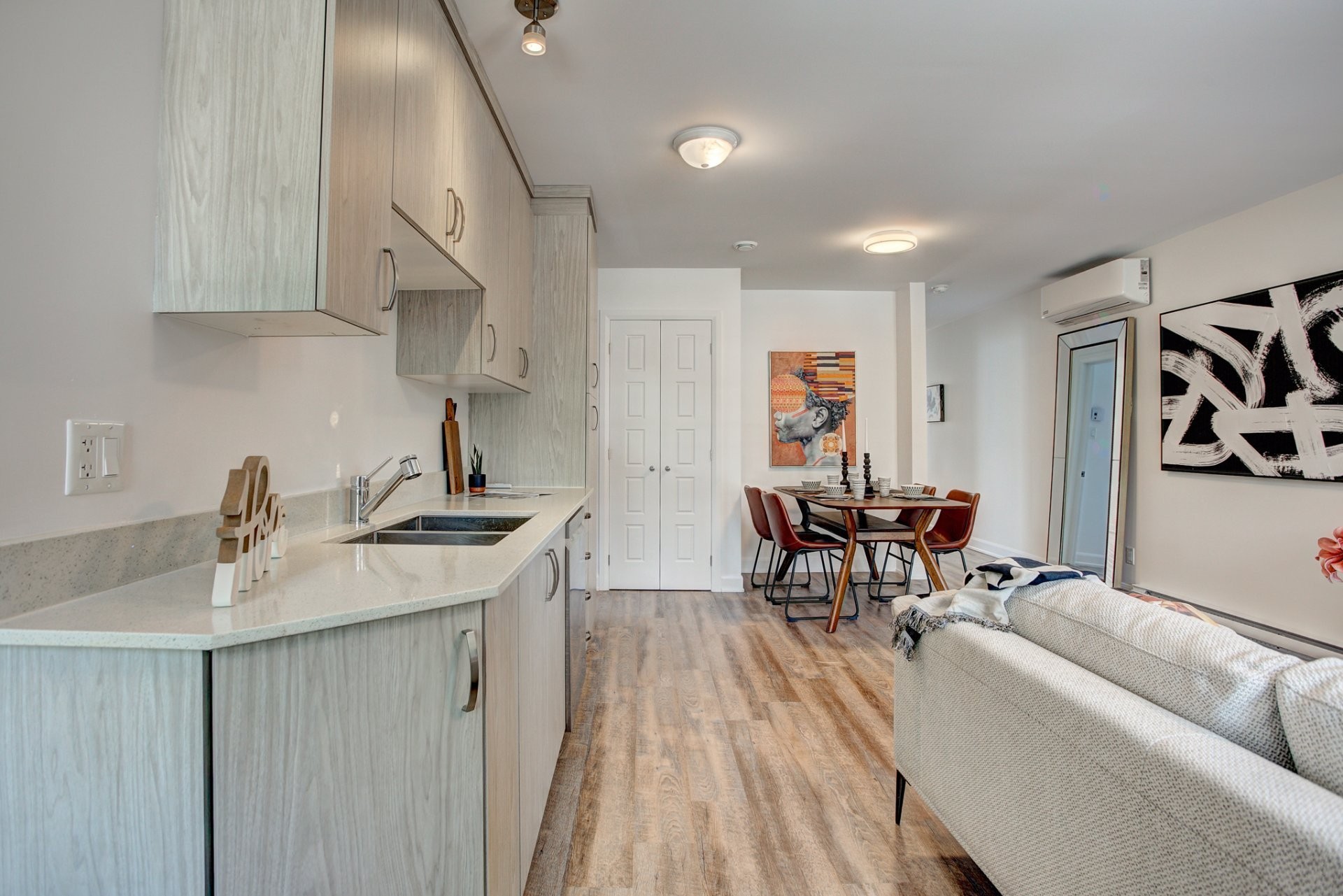 









3950


Rue Lacordaire

,
Montréal (Mercier/Hochelaga-Maisonneuve),




QC
H1M2P1

