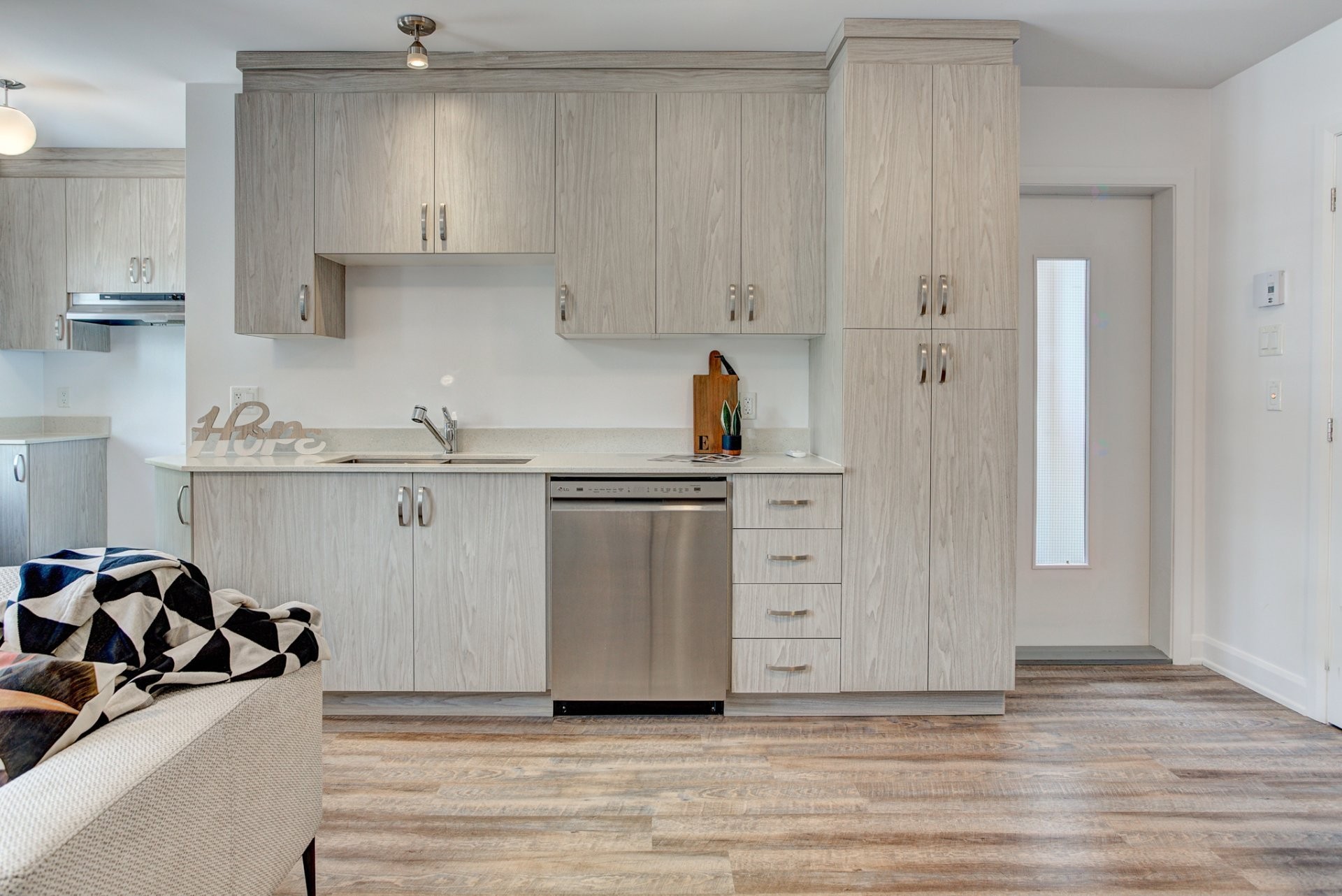 









3950


Rue Lacordaire

,
Montréal (Mercier/Hochelaga-Maisonneuve),




QC
H1M2P1

