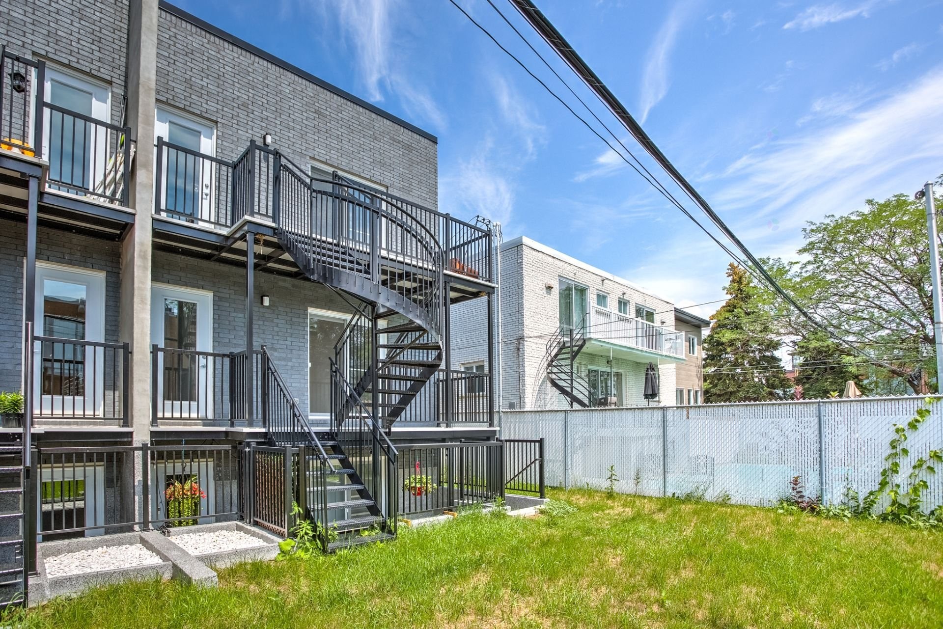









3950


Rue Lacordaire

,
Montréal (Mercier/Hochelaga-Maisonneuve),




QC
H1M2P1

