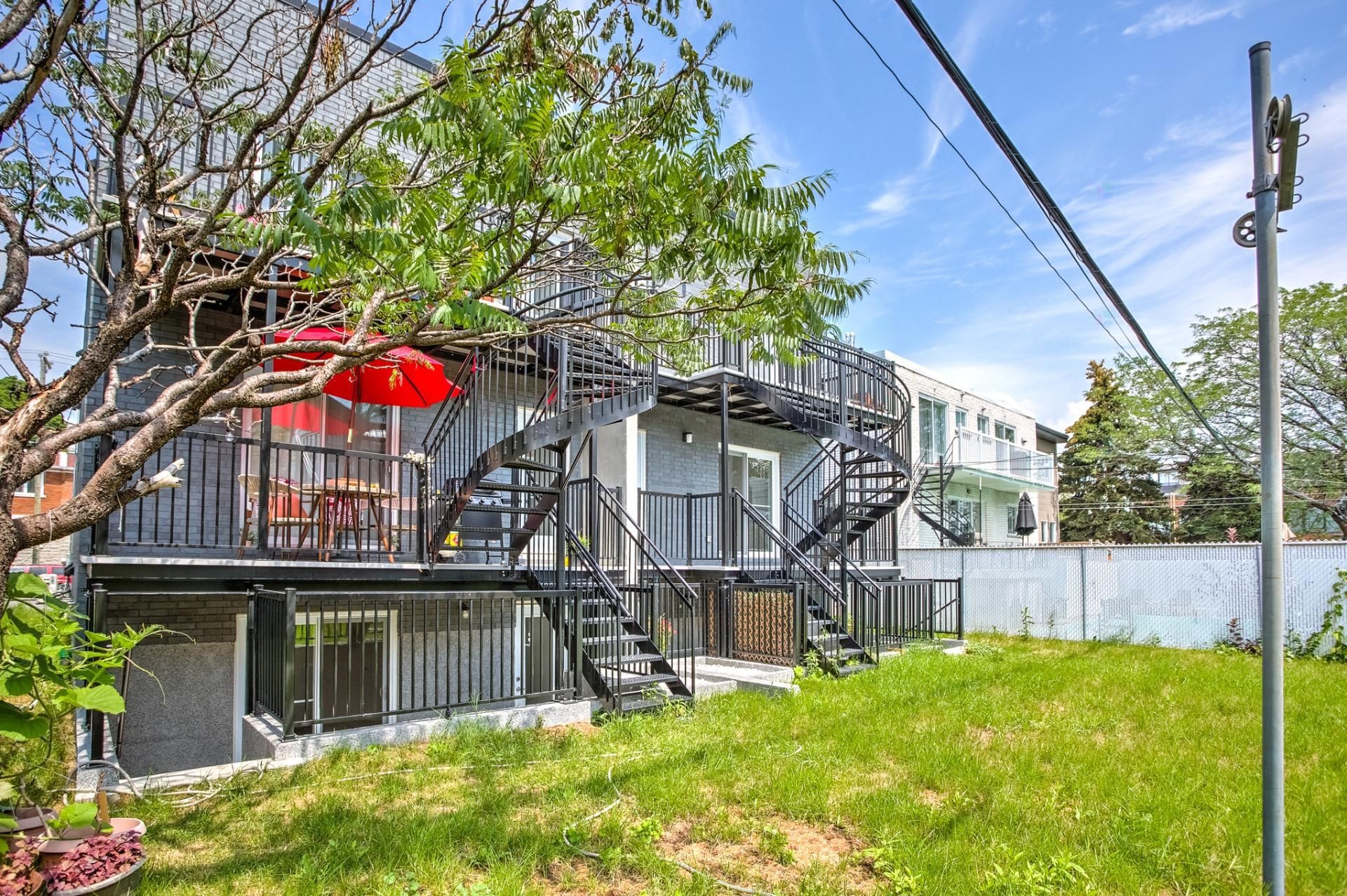 









3950


Rue Lacordaire

,
Montréal (Mercier/Hochelaga-Maisonneuve),




QC
H1M2P1

