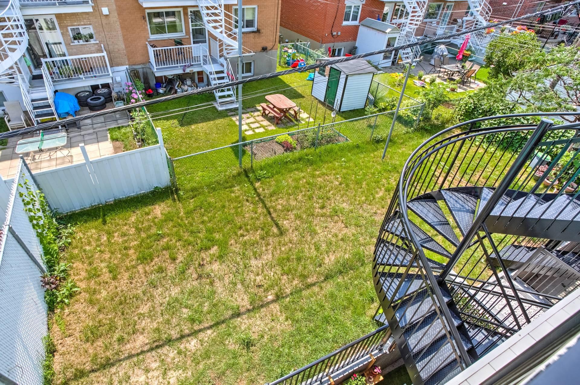 









3950


Rue Lacordaire

,
Montréal (Mercier/Hochelaga-Maisonneuve),




QC
H1M2P1

