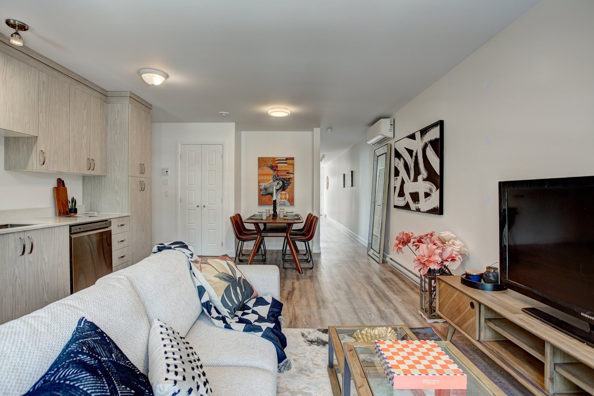 









3950


Rue Lacordaire

,
Montréal (Mercier/Hochelaga-Maisonneuve),




QC
H1M2P1

