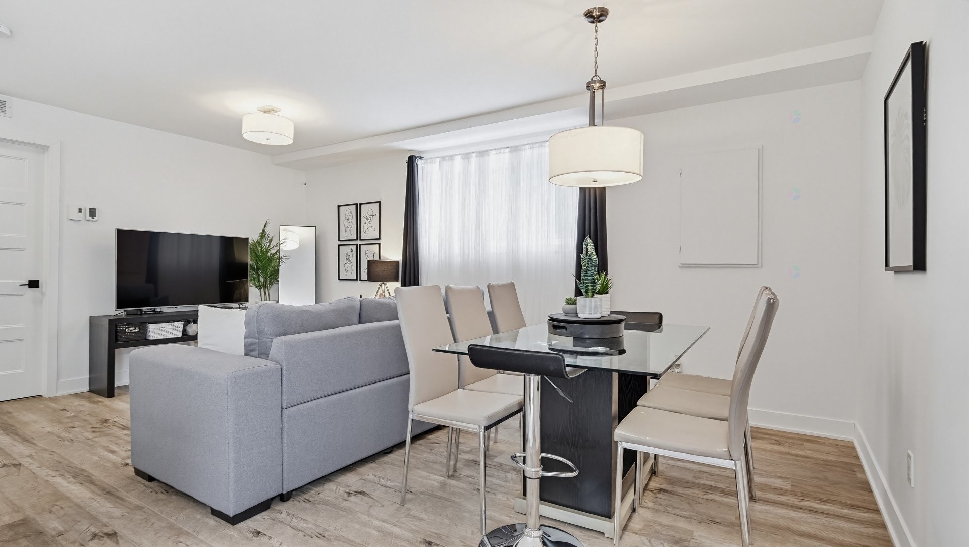 









792

 - 794


Rue Denise-Asselin

,
Beloeil,




QC
J3G0T9

