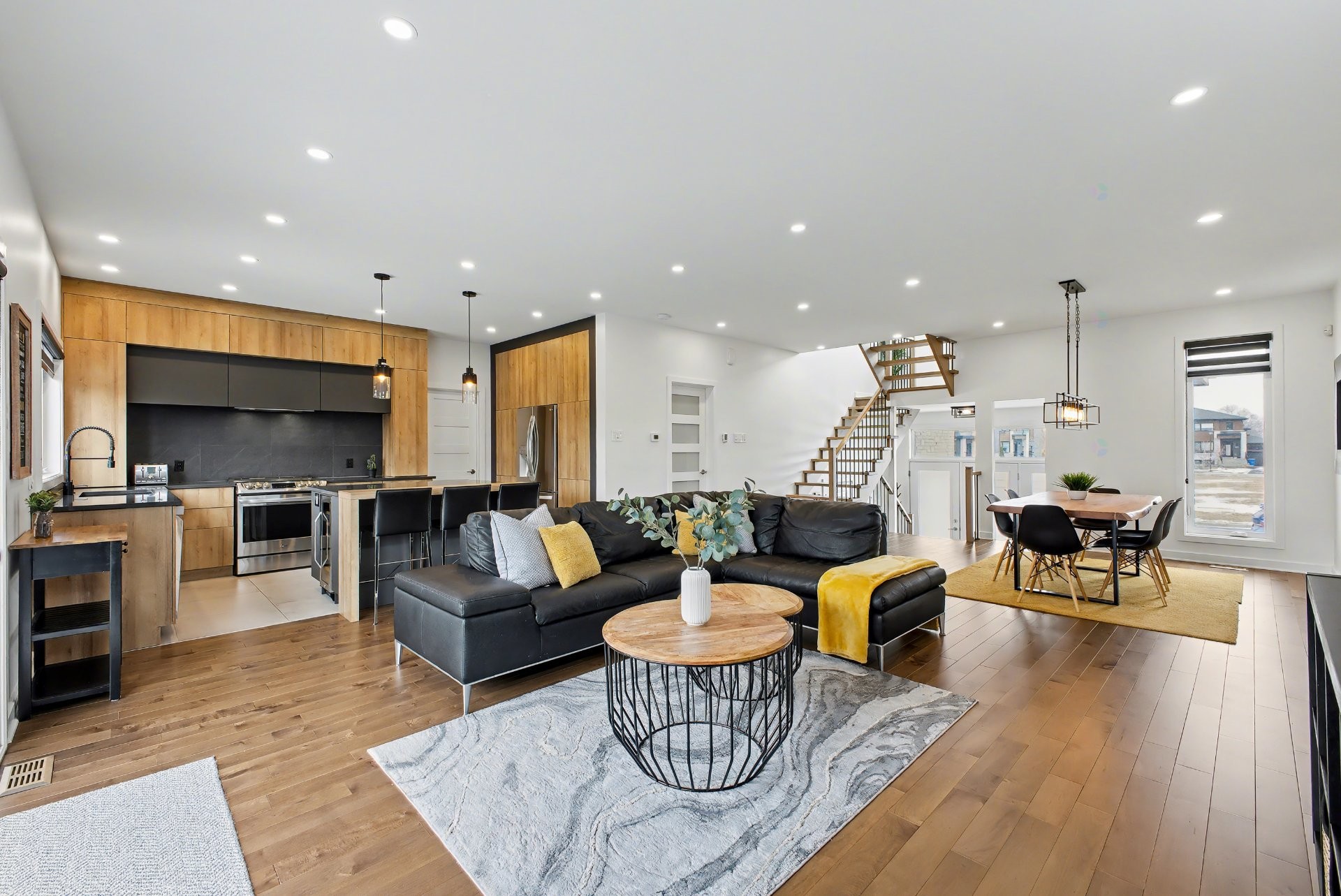 









3488

 - 3490


Rue Charlotte-Dubuc

,
Carignan,




QC
J3L7C6

