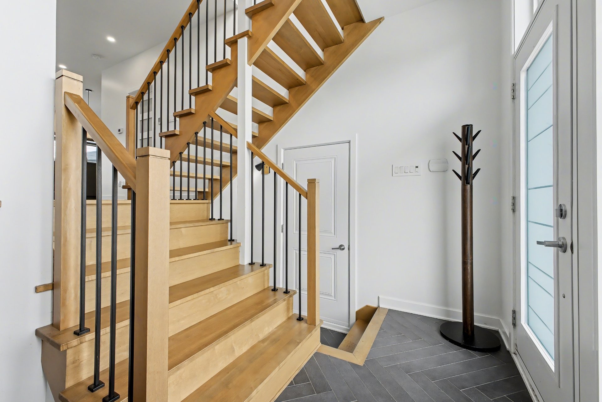 









3488

 - 3490


Rue Charlotte-Dubuc

,
Carignan,




QC
J3L7C6

