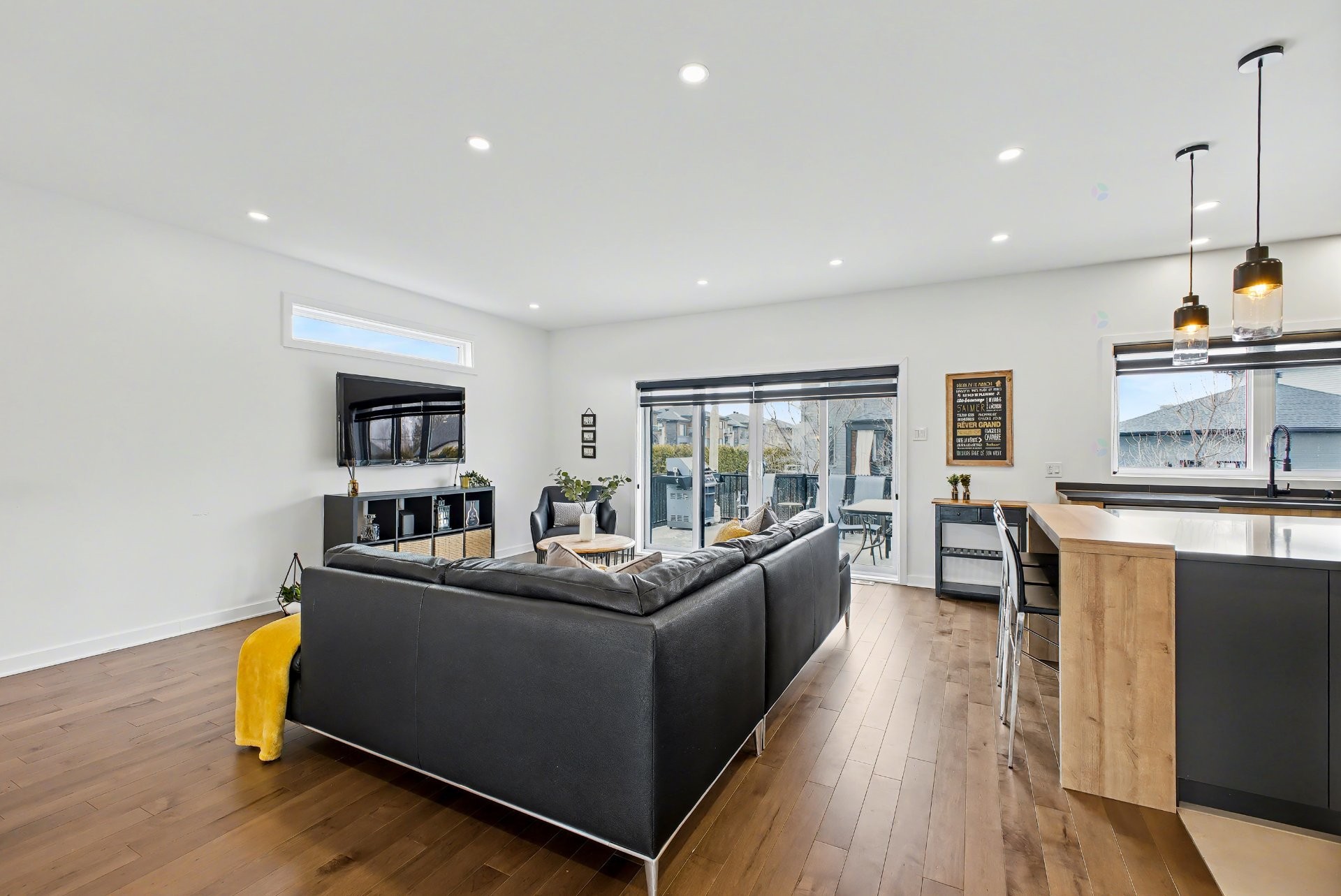 









3488

 - 3490


Rue Charlotte-Dubuc

,
Carignan,




QC
J3L7C6

