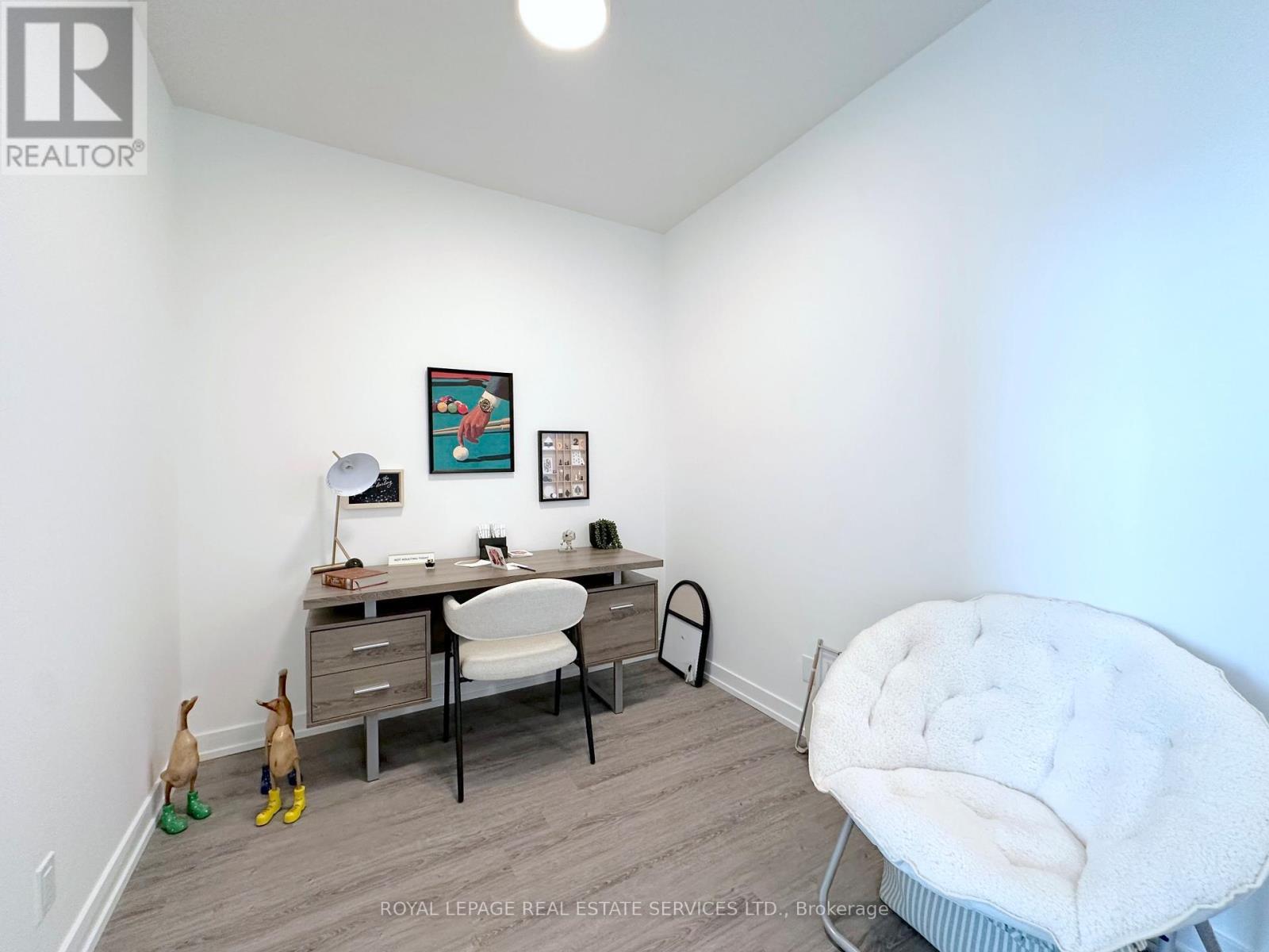 












323 - 25 KITNEY DRIVE

,
Ajax,




Ontario
L1S4S4

