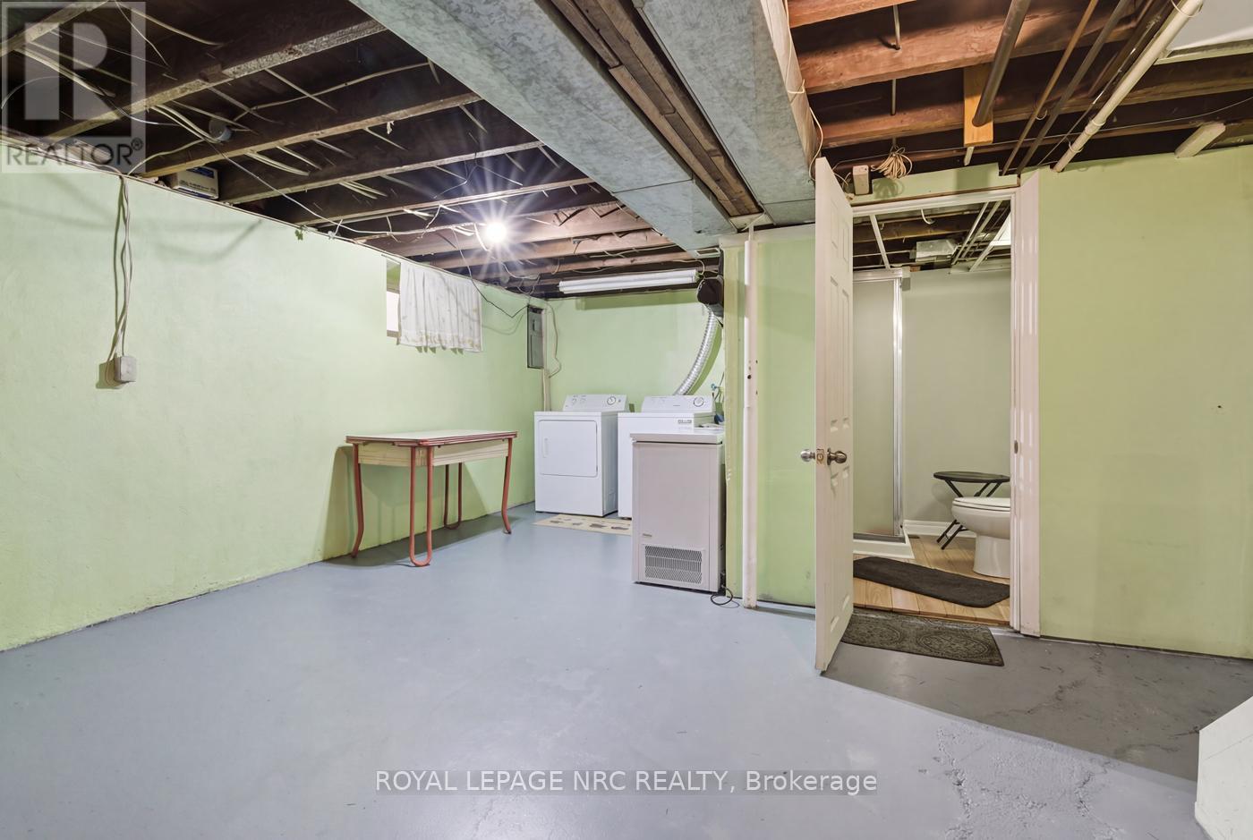 












4634 ARMOURY STREET

,
Niagara Falls (Downtown),




Ontario
L2E1S6

