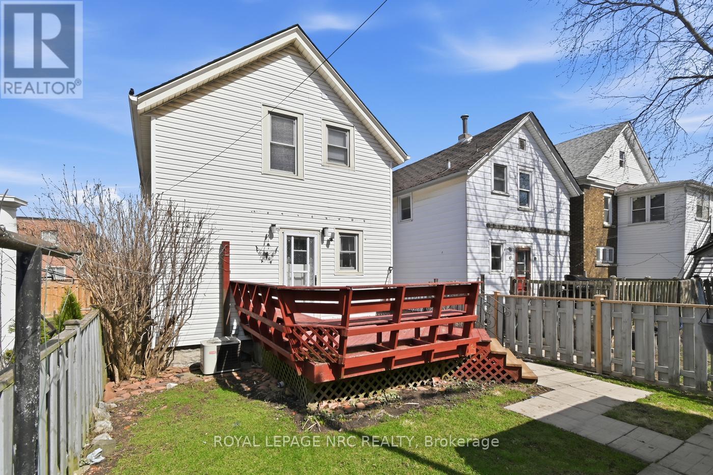 












4634 ARMOURY STREET

,
Niagara Falls (Downtown),




Ontario
L2E1S6

