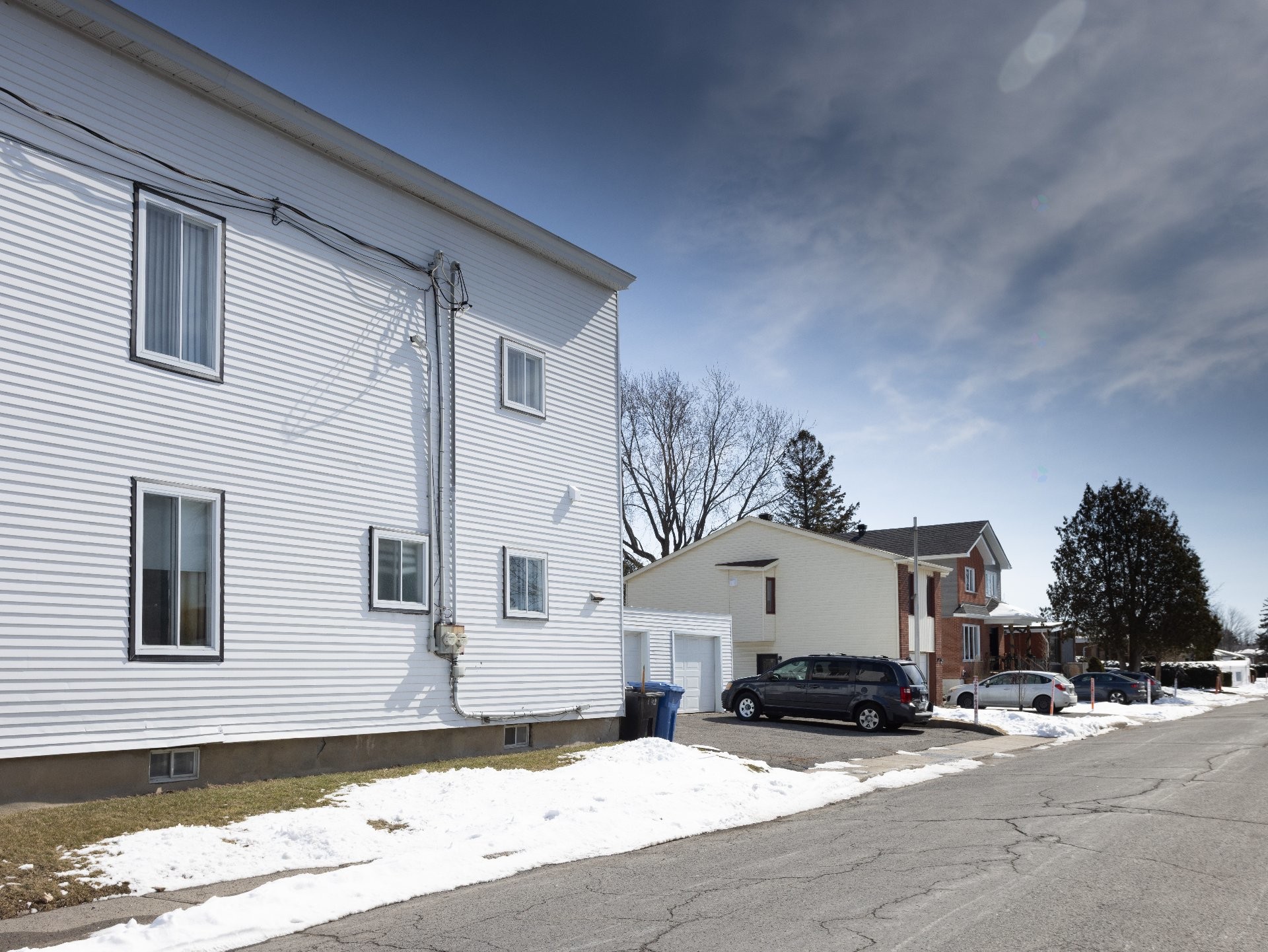 









120


Rue De Montbrun

,
Boucherville,




QC
J4B4V3

