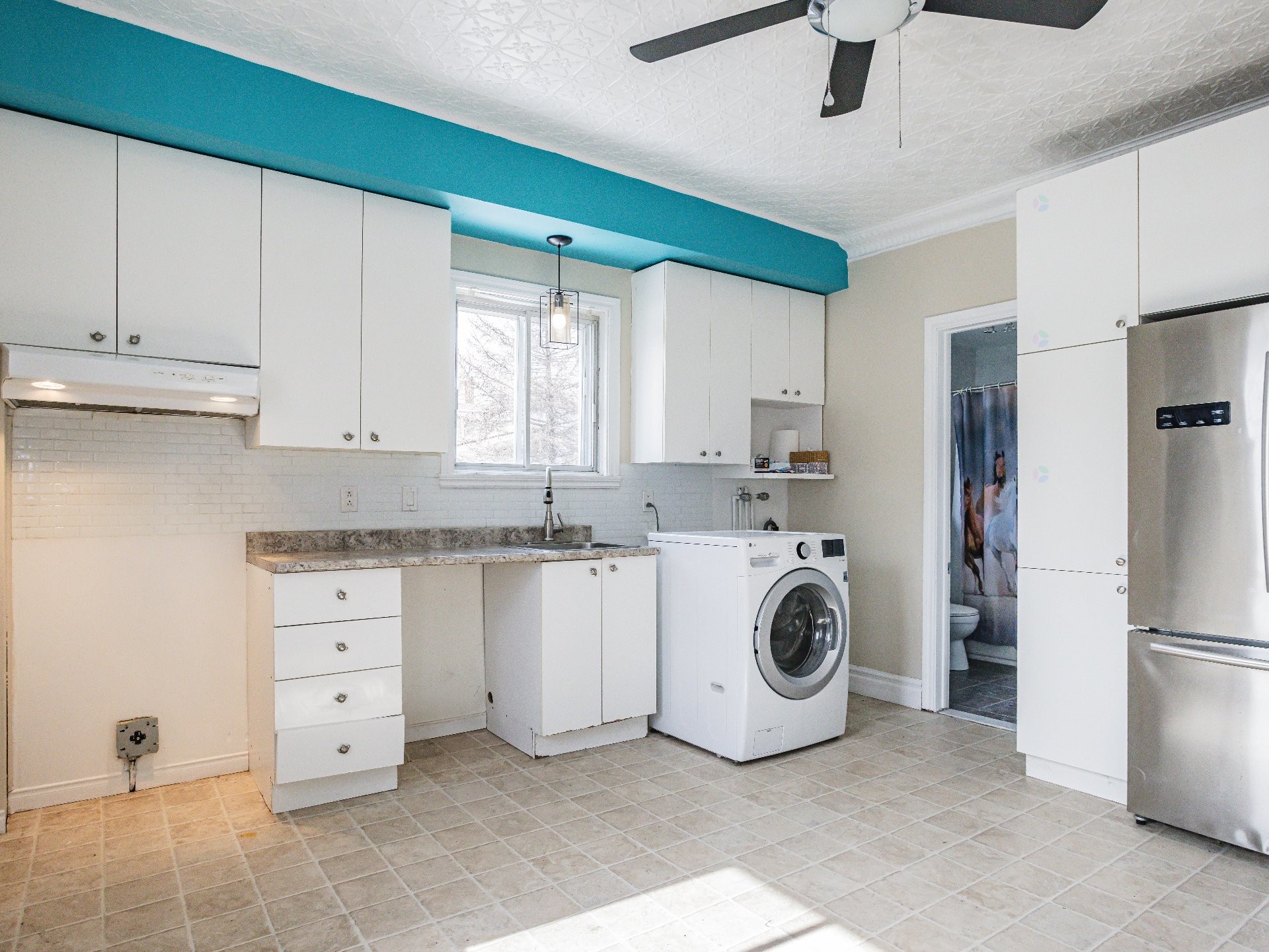 









120


Rue De Montbrun

,
Boucherville,




QC
J4B4V3

