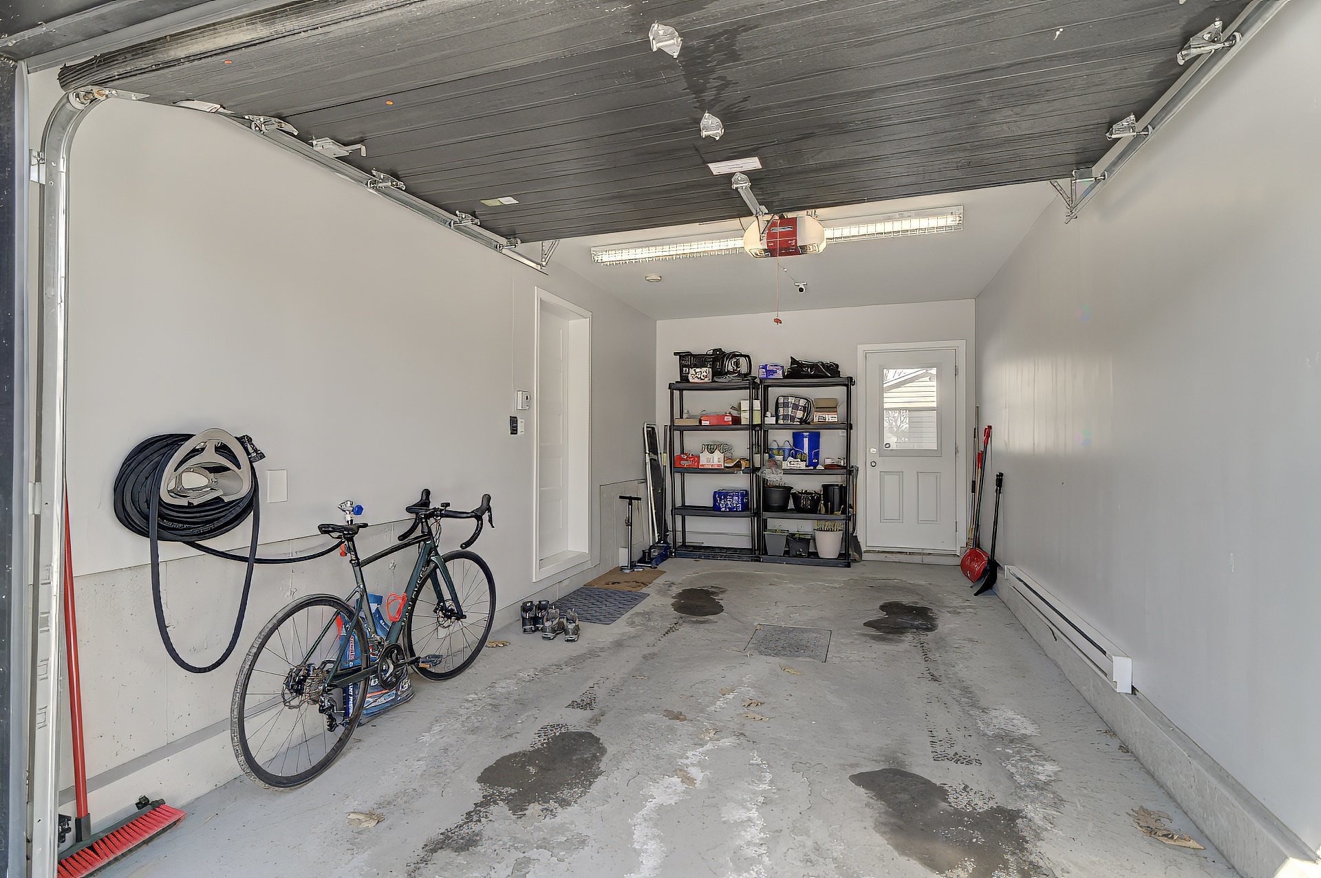 









3645


Rue Orléans

,
Brossard,




QC
J4Y2M1

