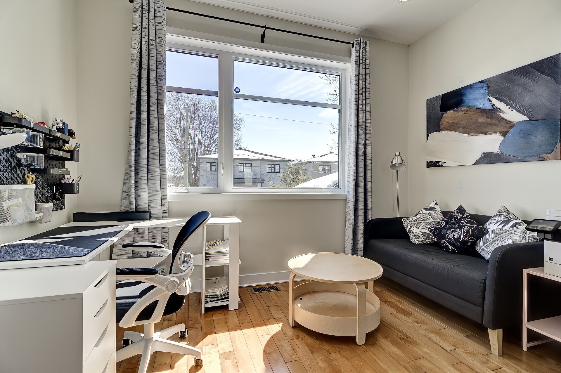 









3645


Rue Orléans

,
Brossard,




QC
J4Y2M1

