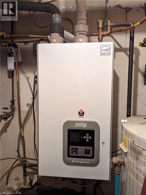 












351 HOFFMAN Street

,
Kitchener,




Ontario
N2M3N5

