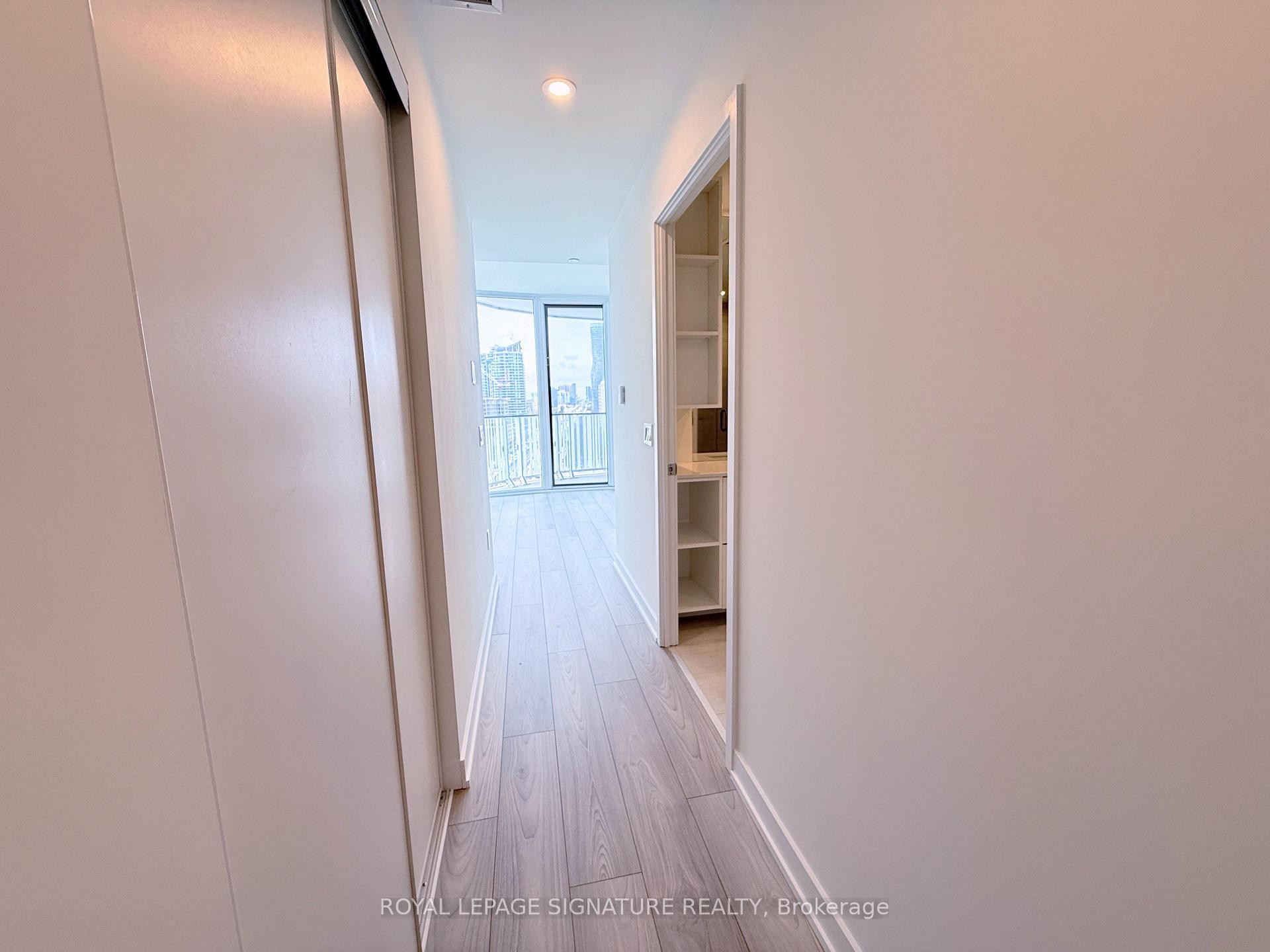 









1


Fairview

Road, 1309,
Mississauga,




ON
L5A 0B4

