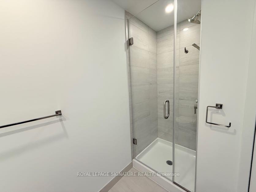 









1


Fairview

Road, 1309,
Mississauga,




ON
L5A 0B4

