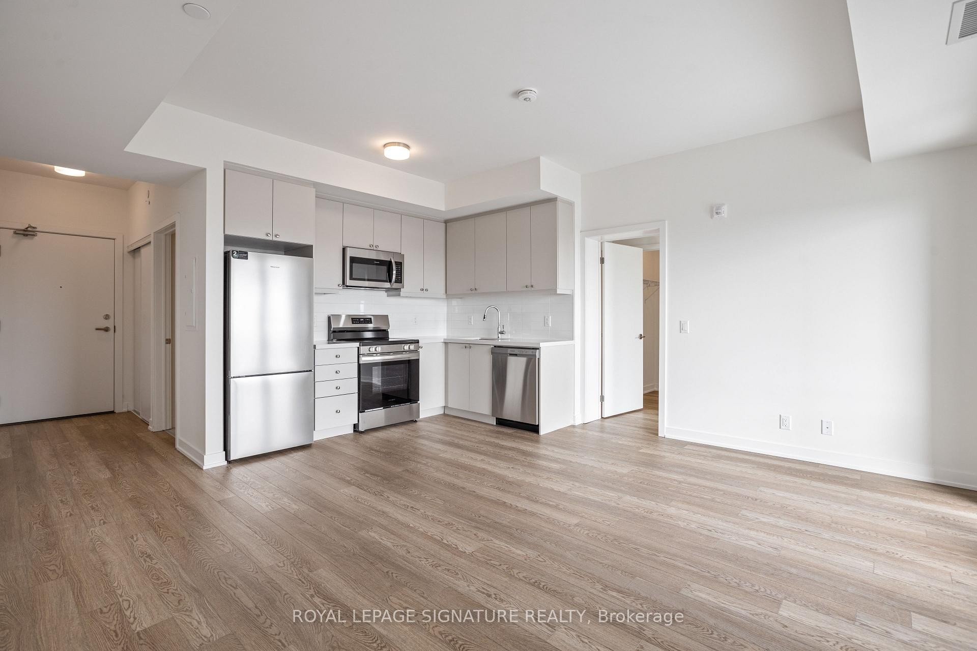 









51


Clarington

Boulevard, 802,
Clarington,




ON
L1C 0A1

