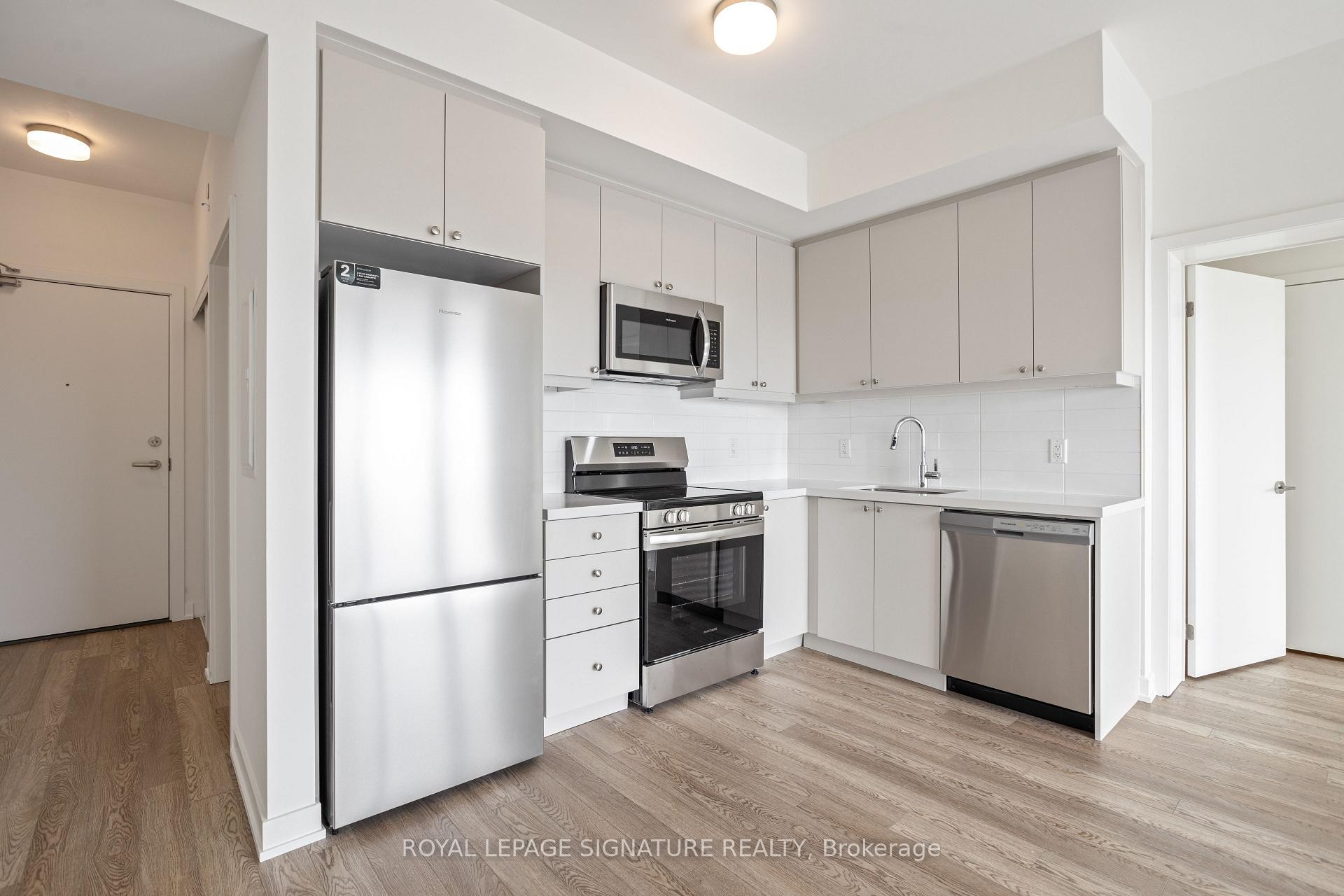 









51


Clarington

Boulevard, 802,
Clarington,




ON
L1C 0A1

