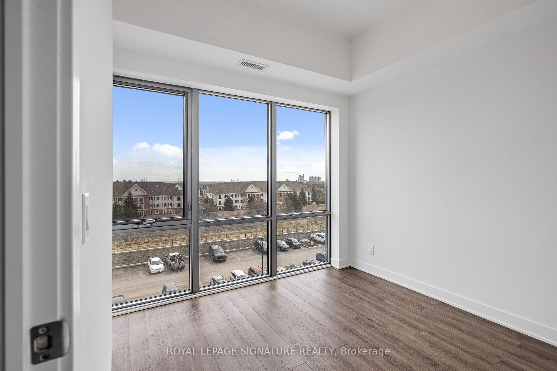 









51


Clarington

Boulevard, 502,
Clarington,




ON
L1C 0A1

