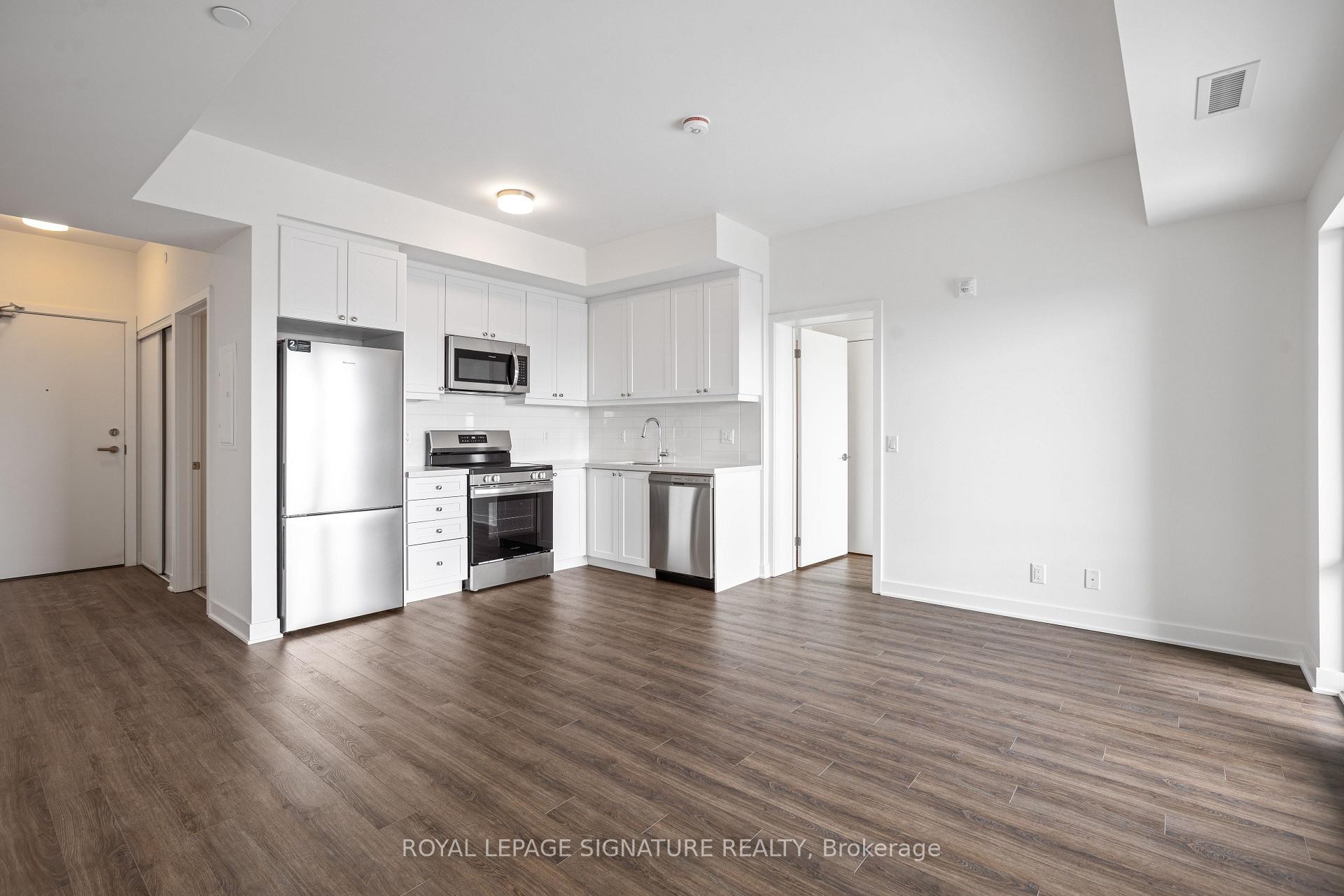 









51


Clarington

Boulevard, 502,
Clarington,




ON
L1C 0A1

