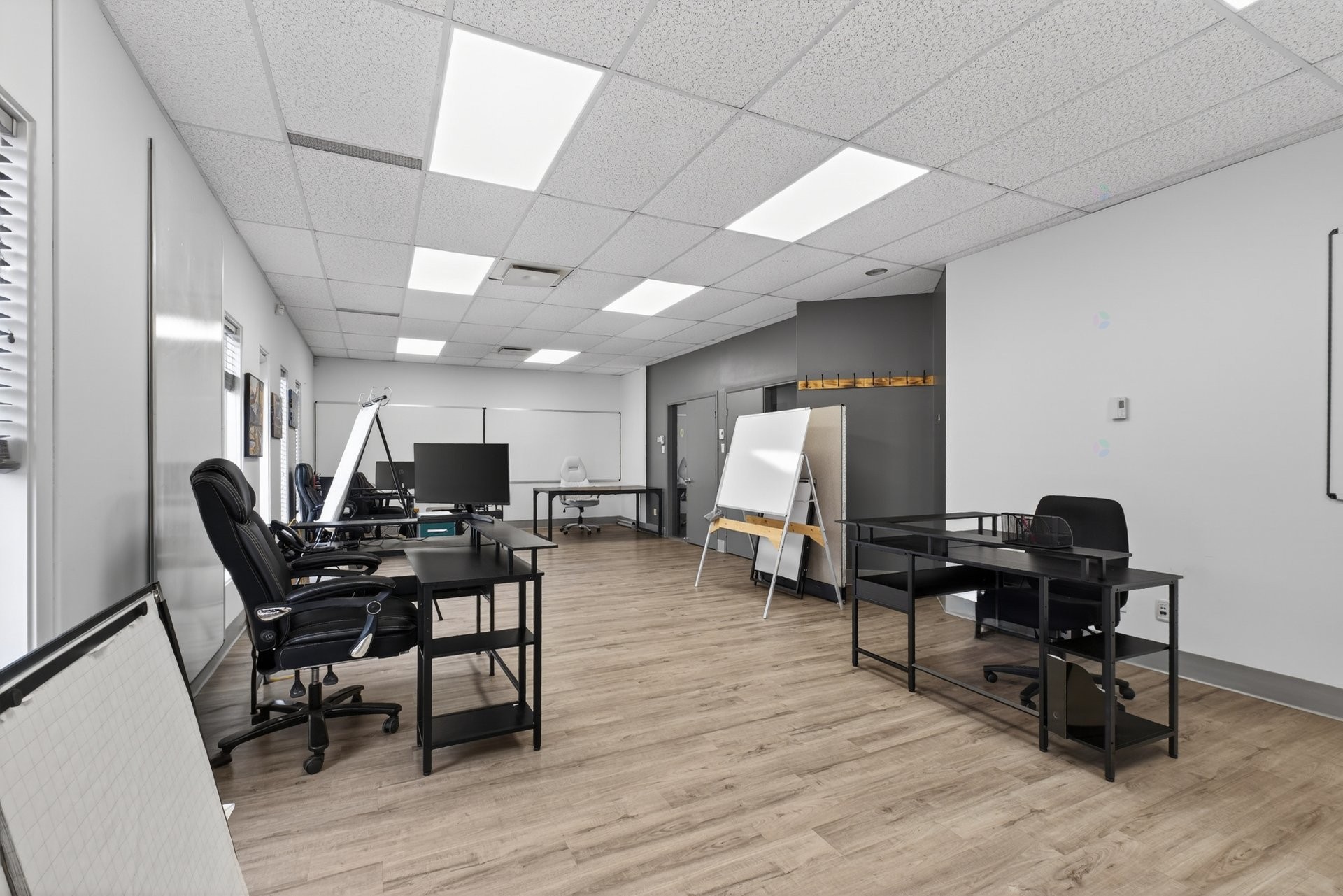 









175A


Rue Péladeau

,
Magog,




QC
J1X5G9

