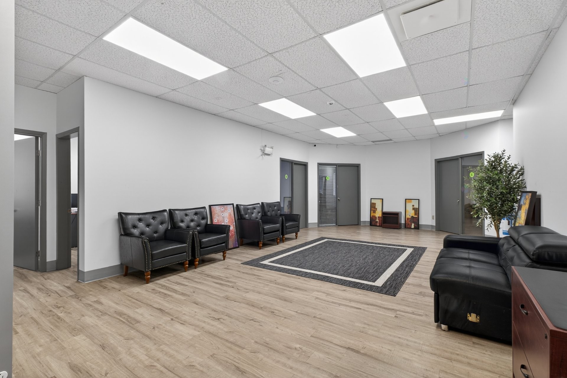 









175A


Rue Péladeau

,
Magog,




QC
J1X5G9

