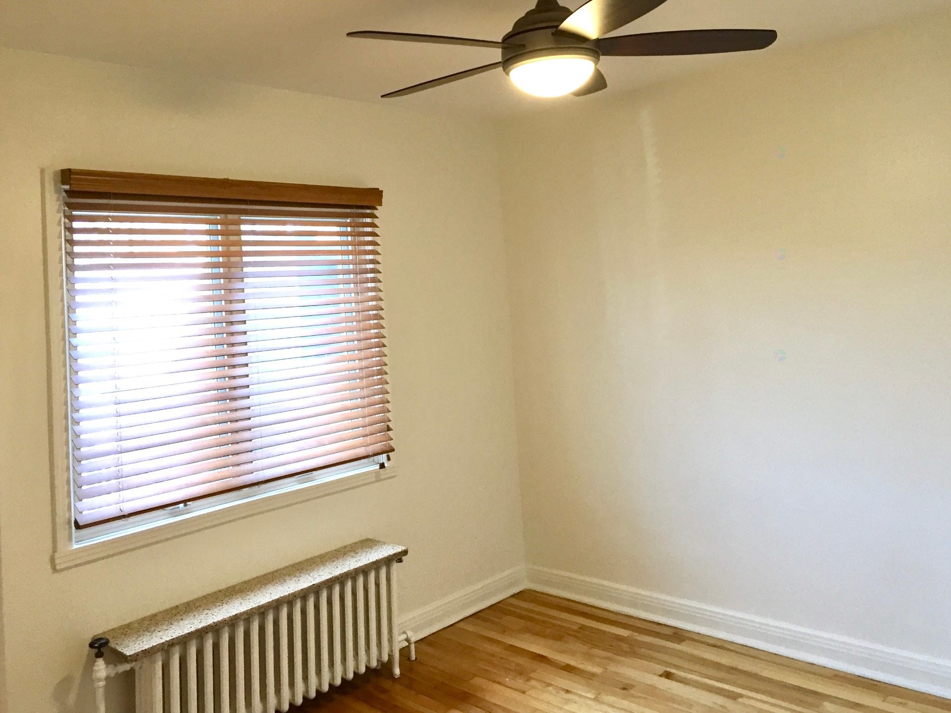 









10497


Boul. St-Laurent

, 1,
Montréal (Ahuntsic-Cartierville),




QC
H3L2P1

